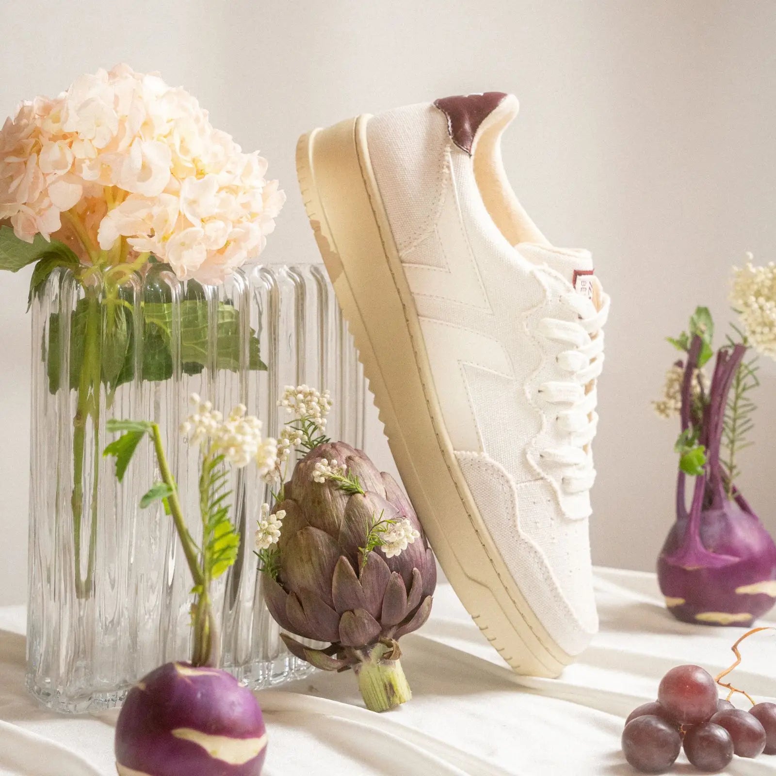 Beta-Series B4 Handmade Vegan Sneakers in Blanco - Ecomarket.com