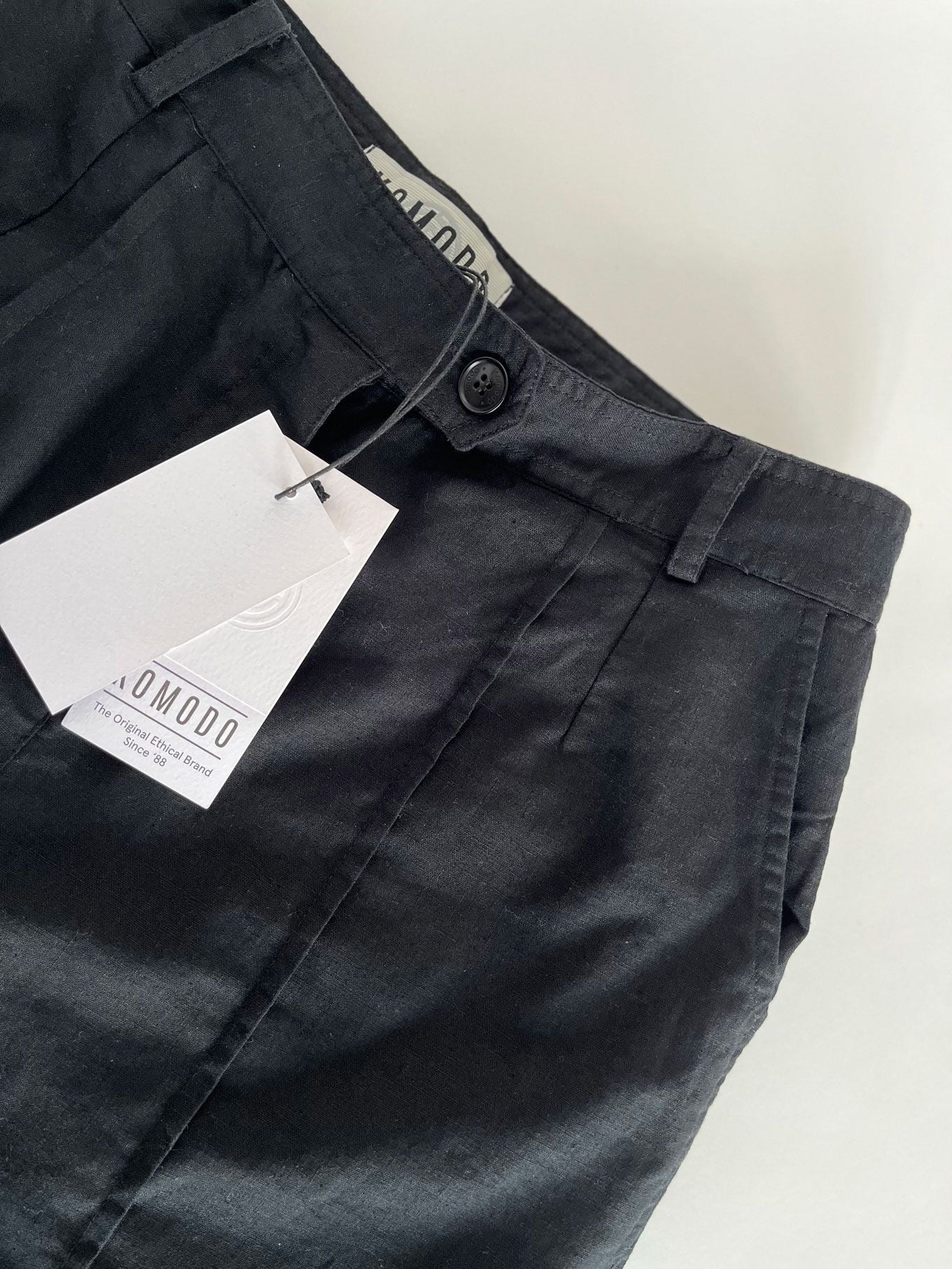EMMIE - Organic Linen Cotton Shorts - Black - Ecomarket.com