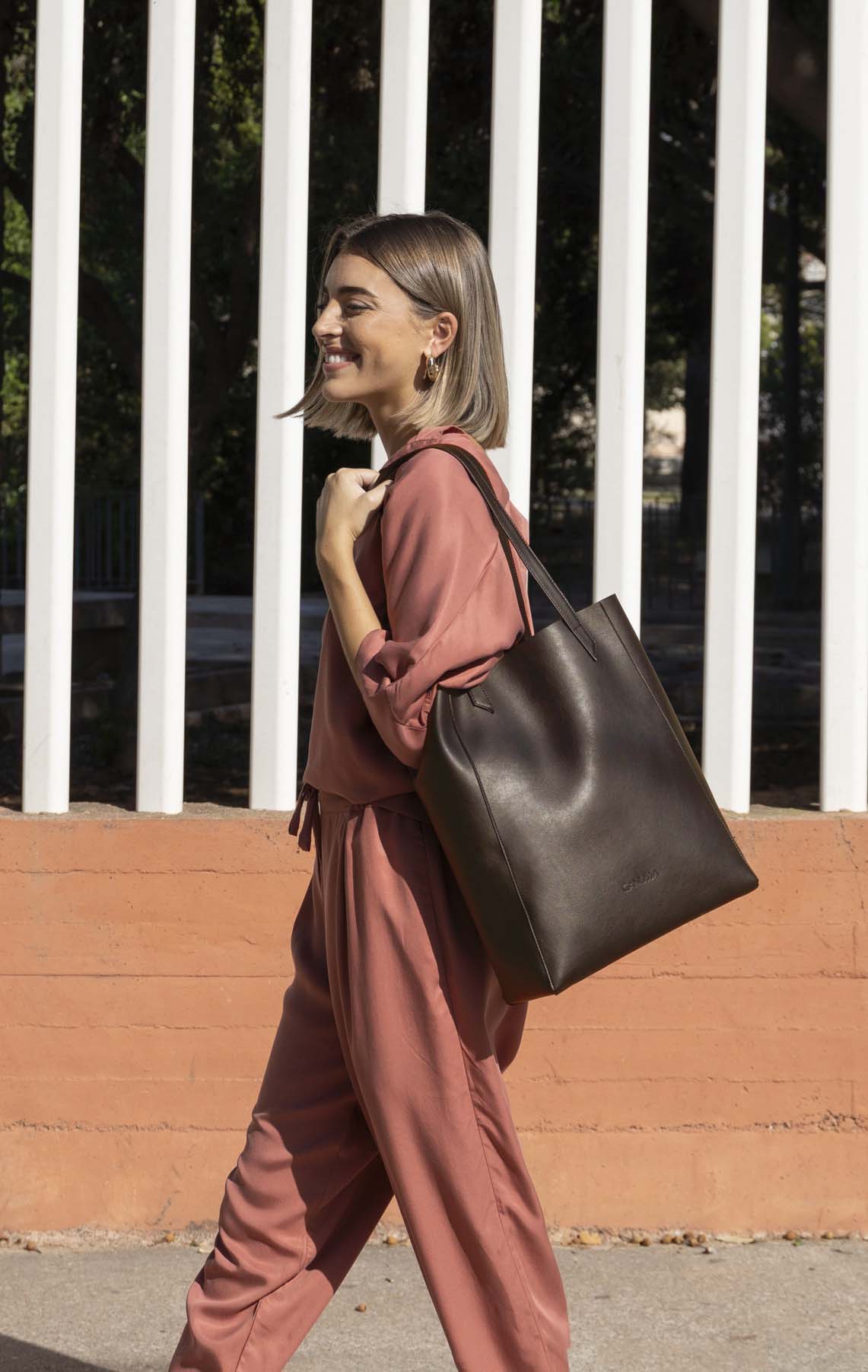 Lite - Chocolate Vegans shoulder bag - Ecomarket.com