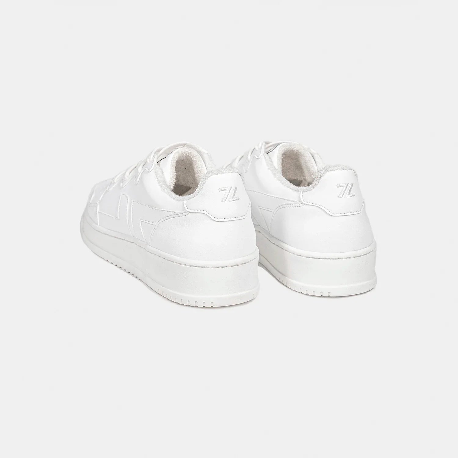 Beta-Series B0 Handmade Vegan Sneakers in White - Ecomarket.com