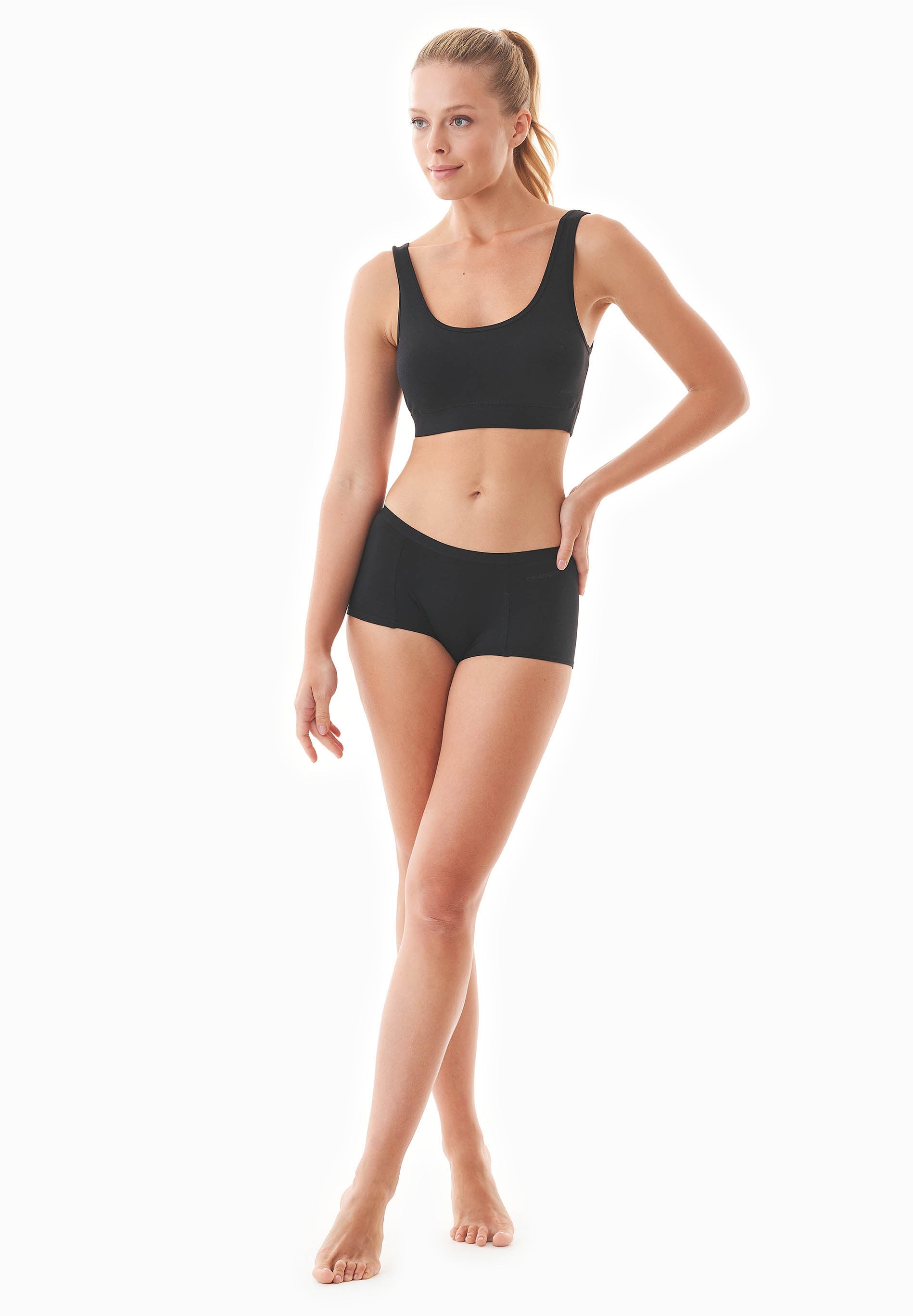 BRIANNA | Bralette made from organic cotton and TENCEL™ Modal in black - Ecomarket.com