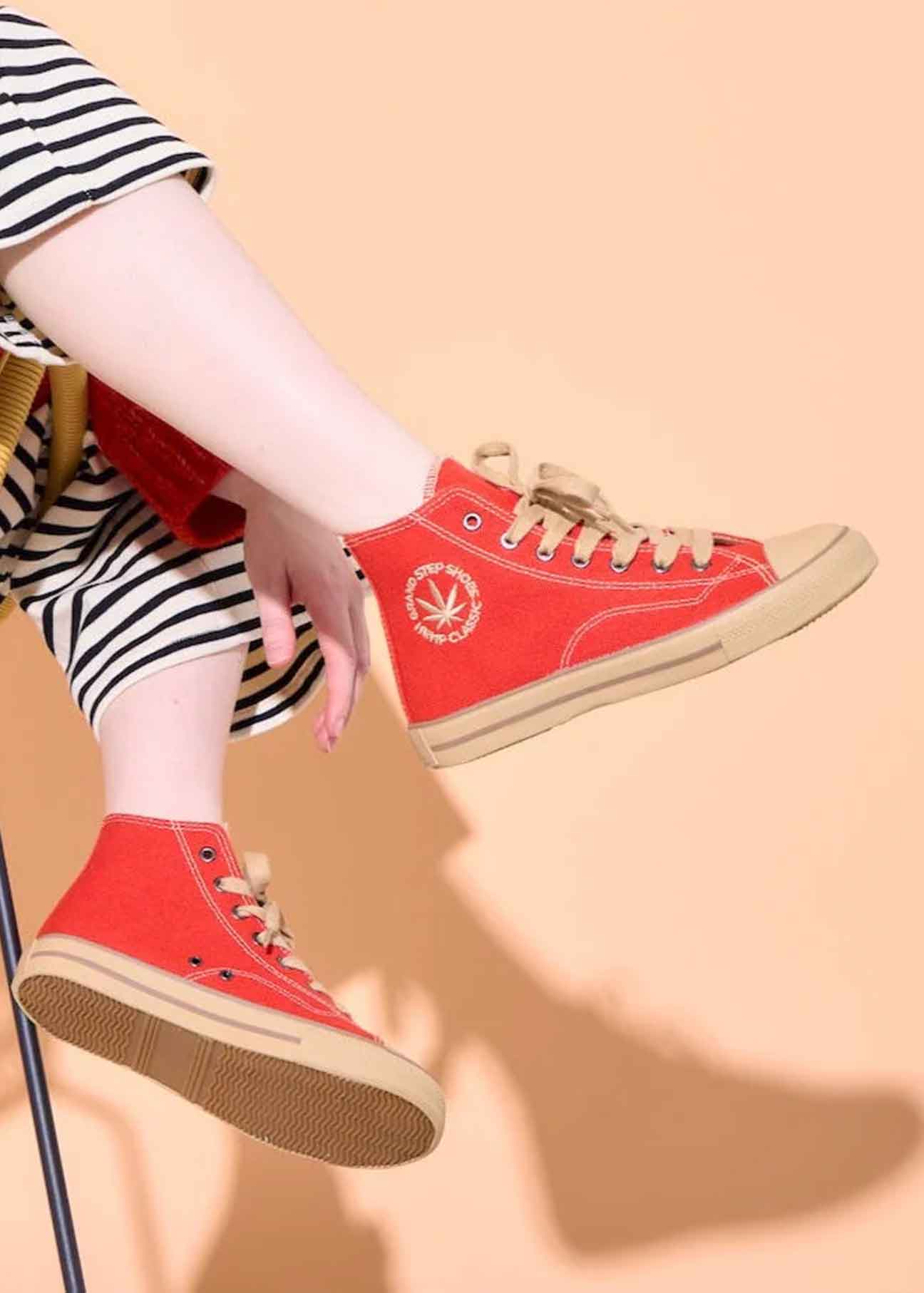 Billy High-Top Vegan Hemp Sneaker - Red - Ecomarket.com