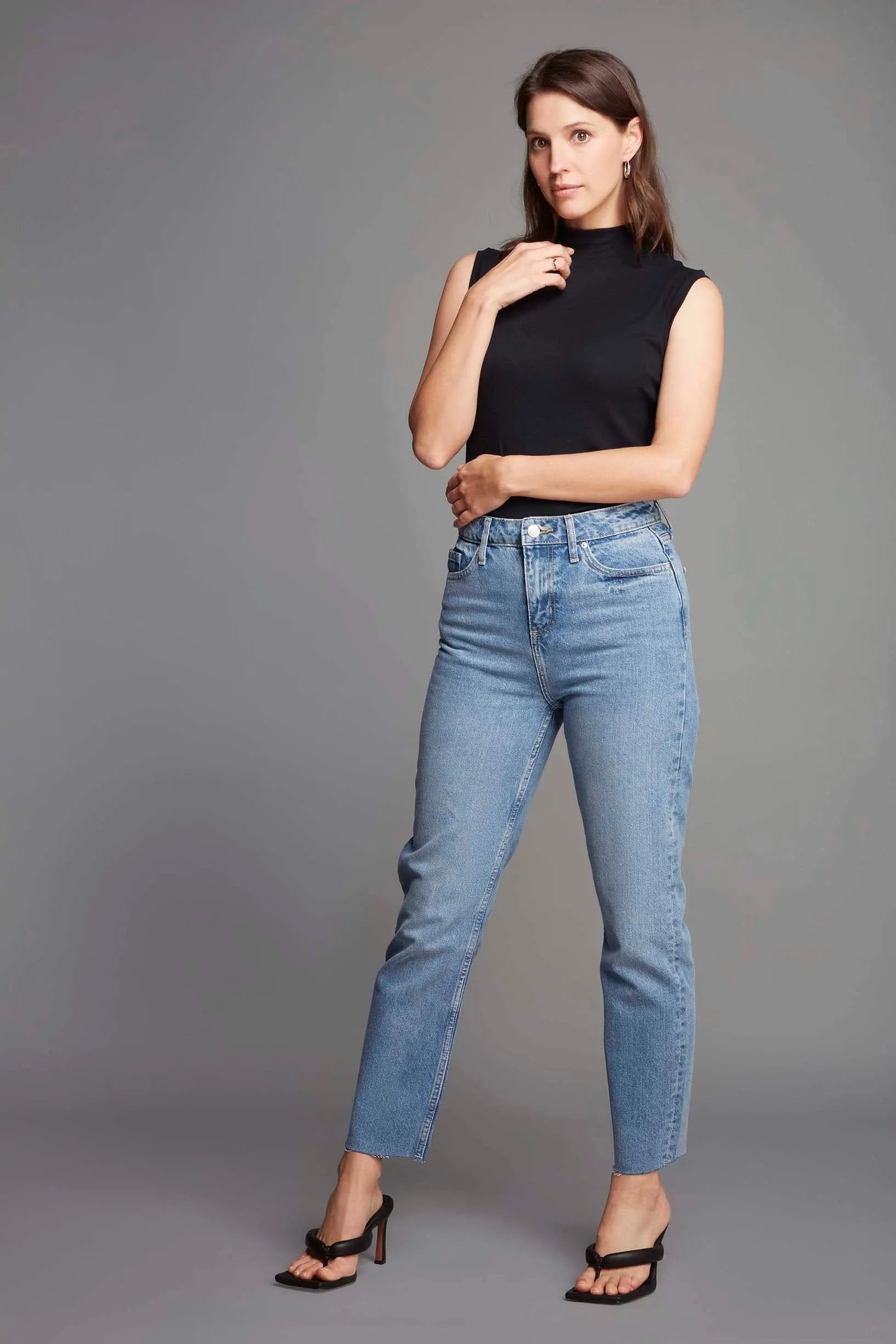 Sleeveless Mock Neck Micro Modal Top - Ecomarket.com