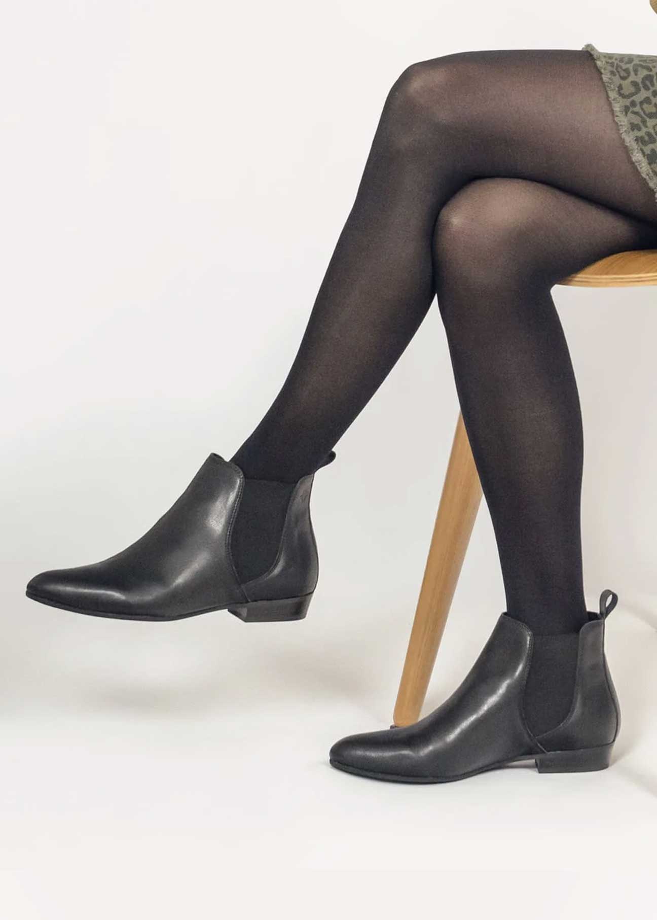 Laika Vegan Chelsea Boots Black - Ecomarket.com