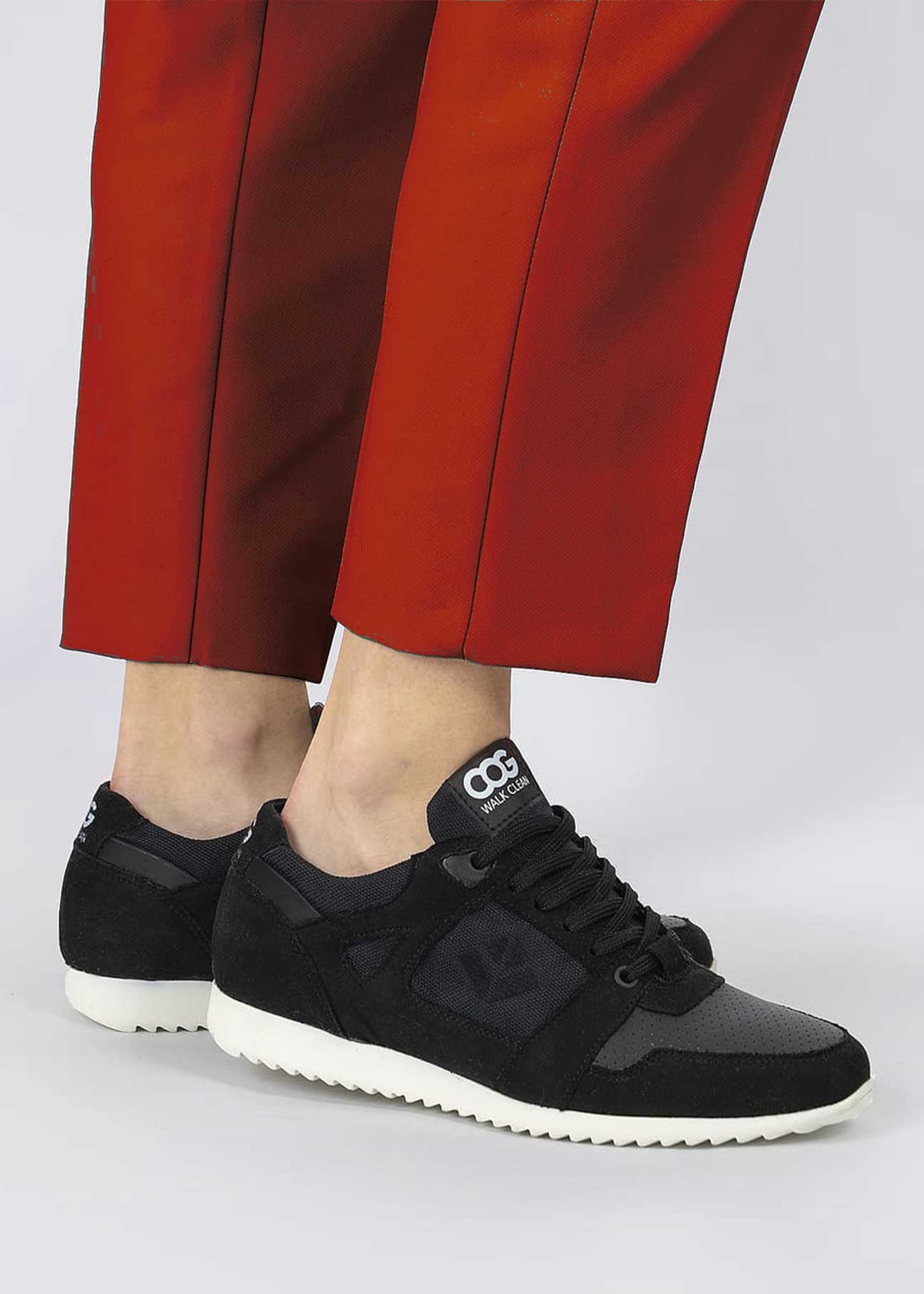Raven Black Vegan Sneaker - Ecomarket.com