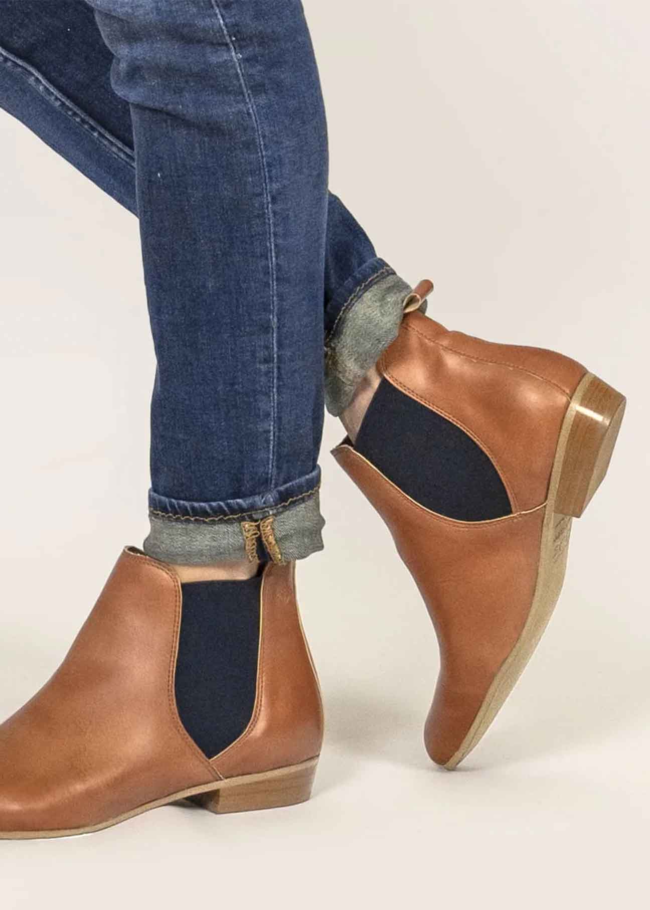 Laika Vegan Chelsea Boots Camel - Ecomarket.com
