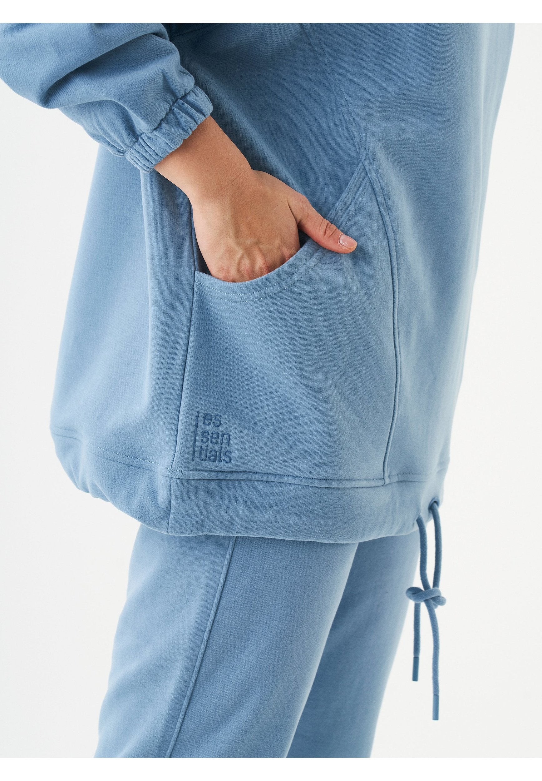 HANDE Soft Touch Oversize Hoodie in 100% Organic Cotton in steel blue - Ecomarket.com