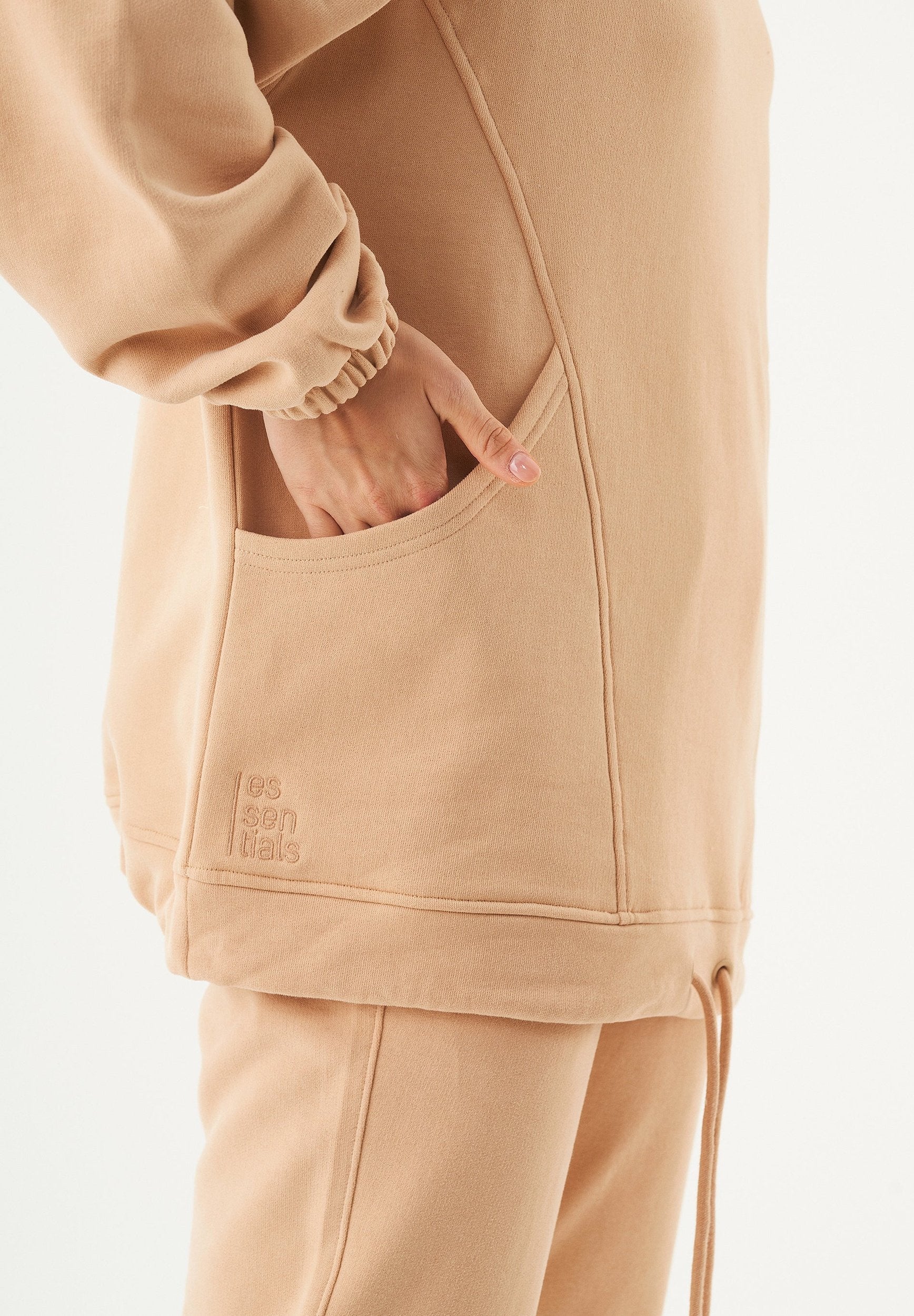 HANDE Soft Touch Oversize Hoodie in 100% Organic Cotton in beige - Ecomarket.com