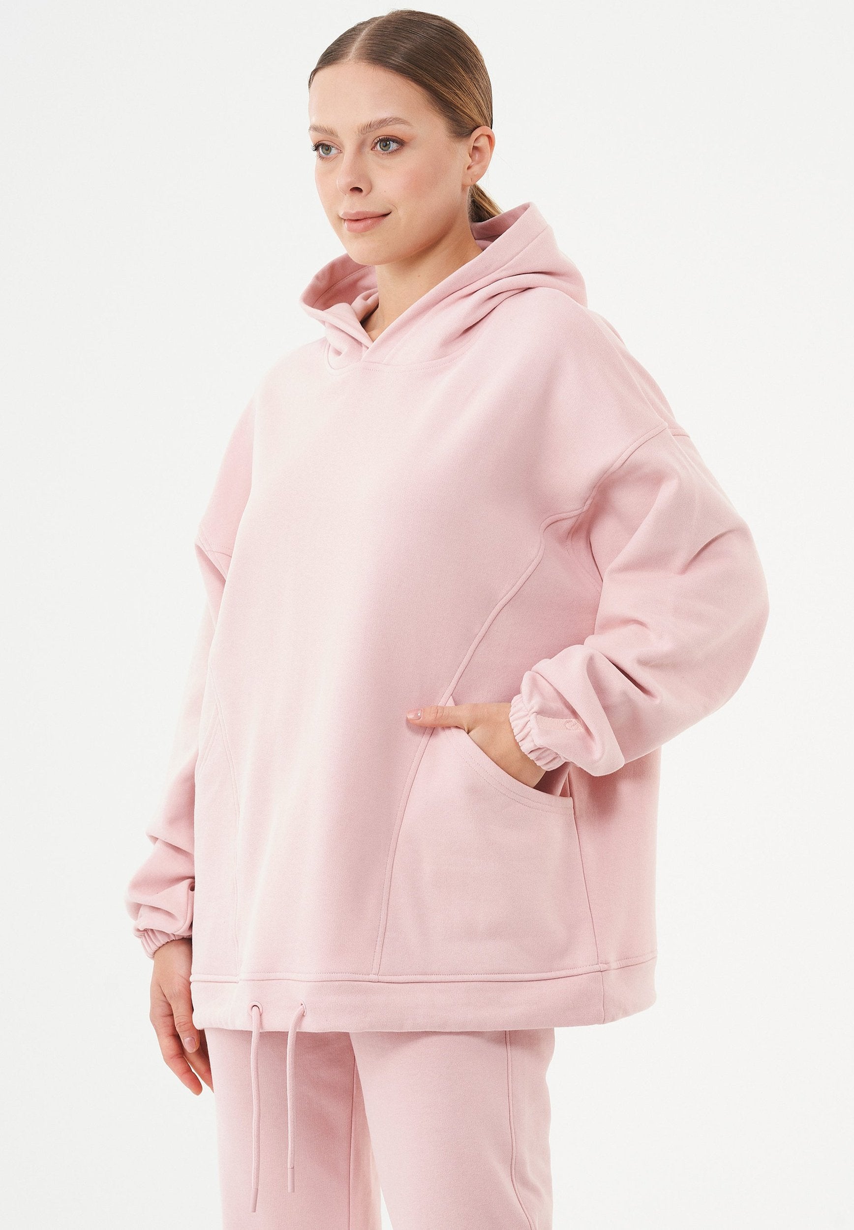 HANDE Soft Touch Oversize Hoodie in 100% Organic Cotton in pink - Ecomarket.com