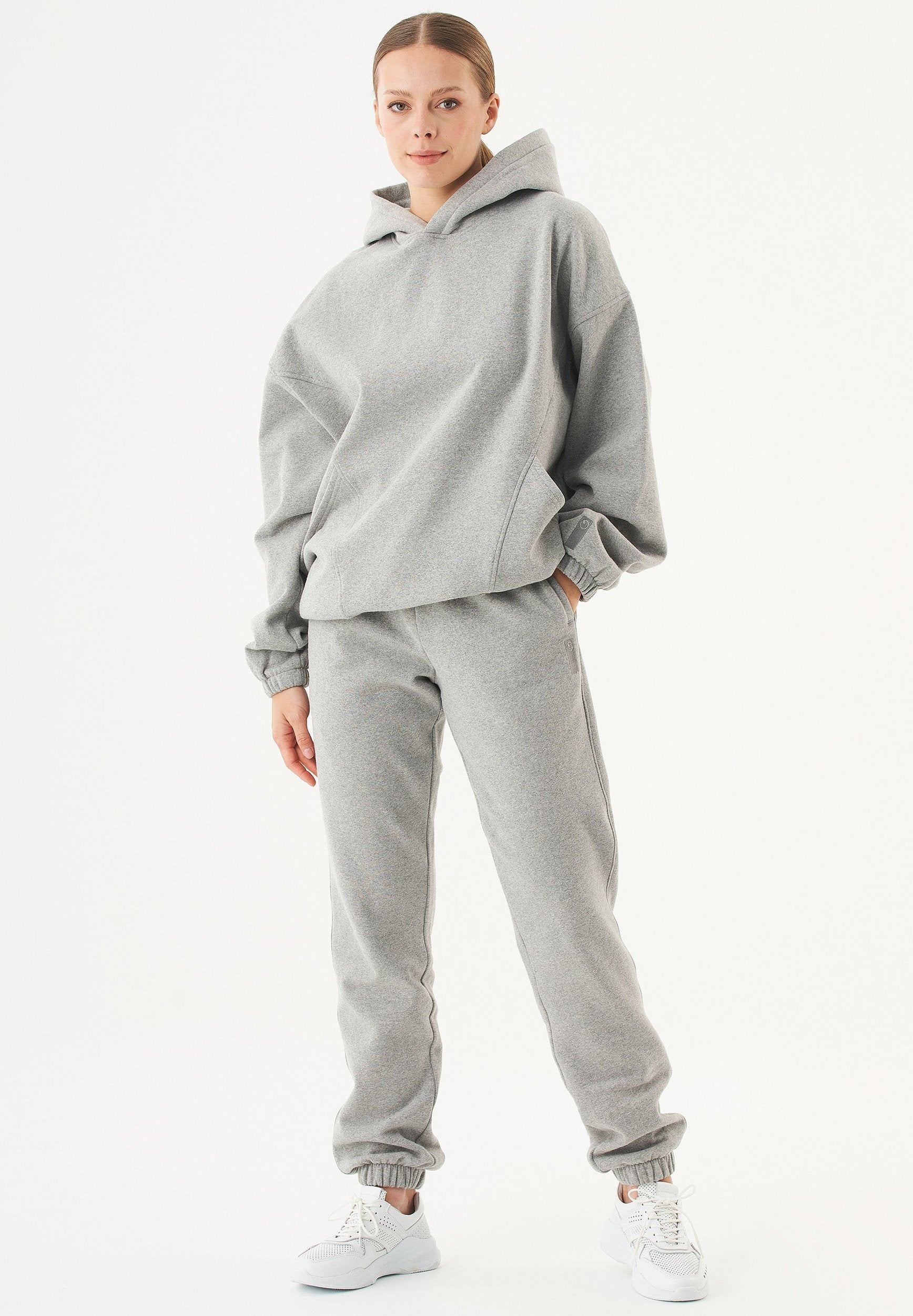 HANDE Soft Touch Oversize Hoodie in 100% Organic Cotton grey melange - Ecomarket.com