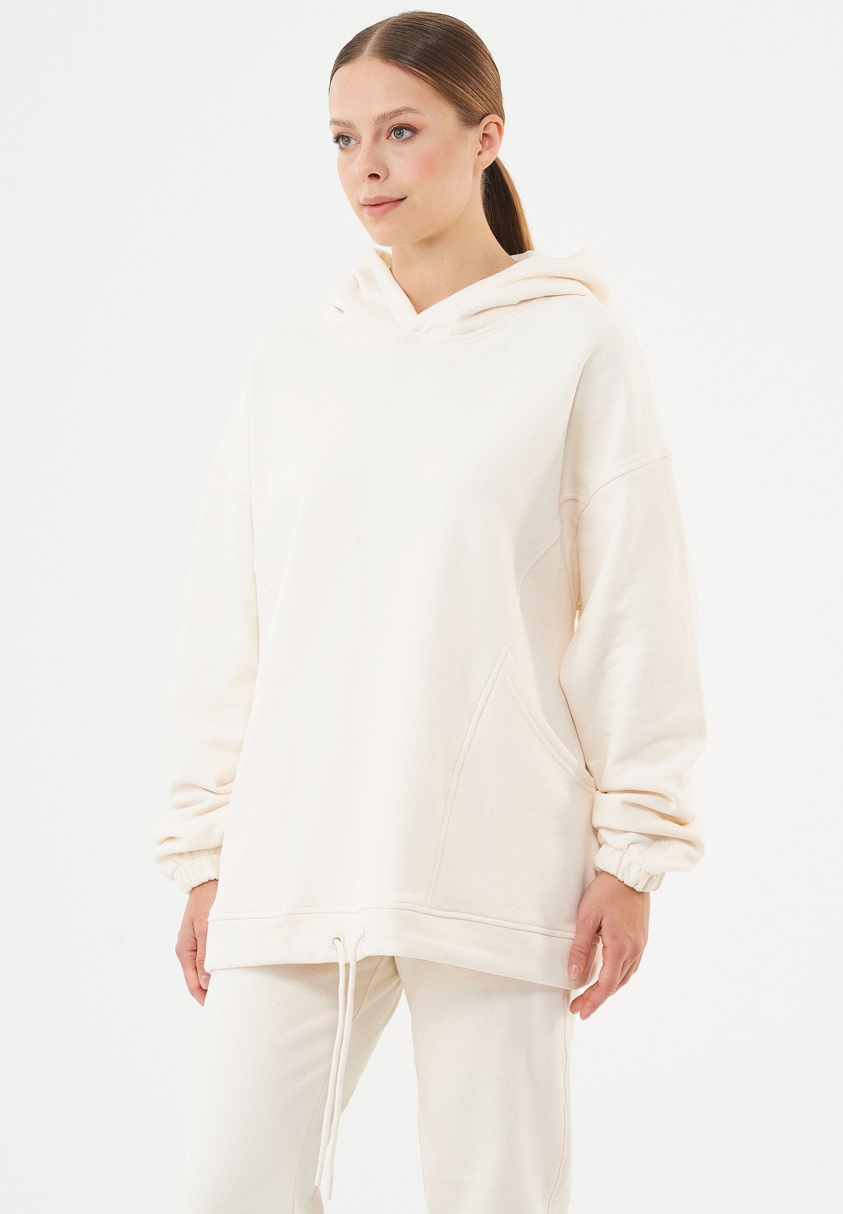HANDE Soft Touch Oversize Hoodie in 100% Organic Cotton off white - Ecomarket.com