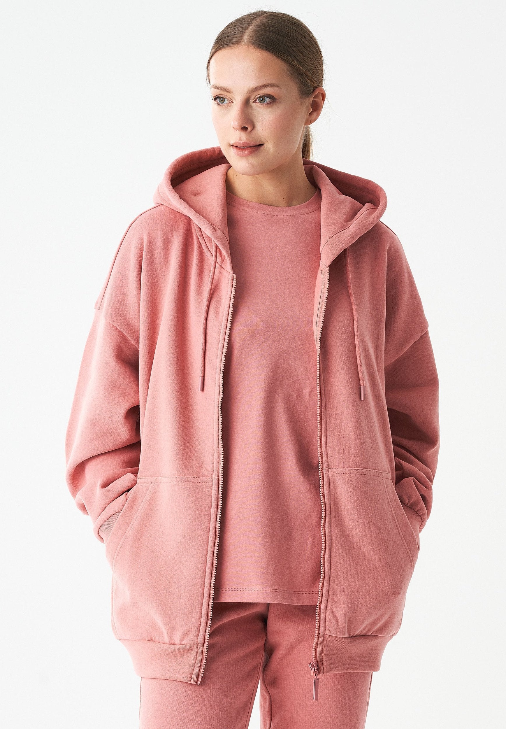 JALE Soft Touch Hoodie in 100% Organic Cotton in blush - Ecomarket.com
