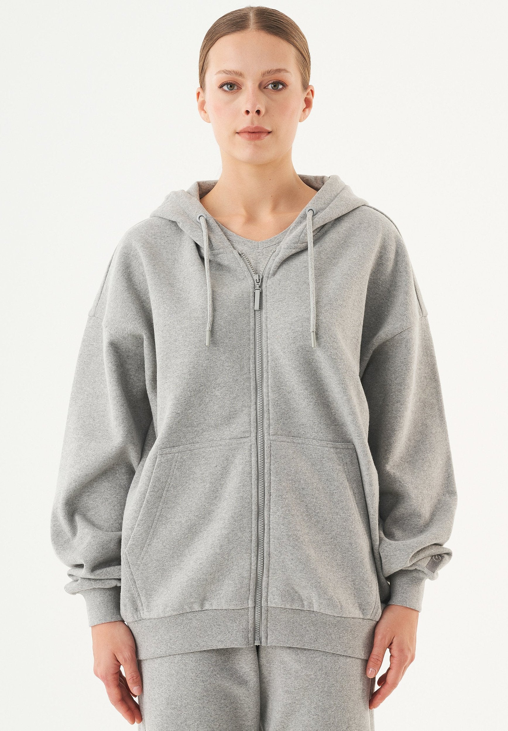 JALE Soft Touch Hoodie in 100% Organic Cotton in grey melange - Ecomarket.com
