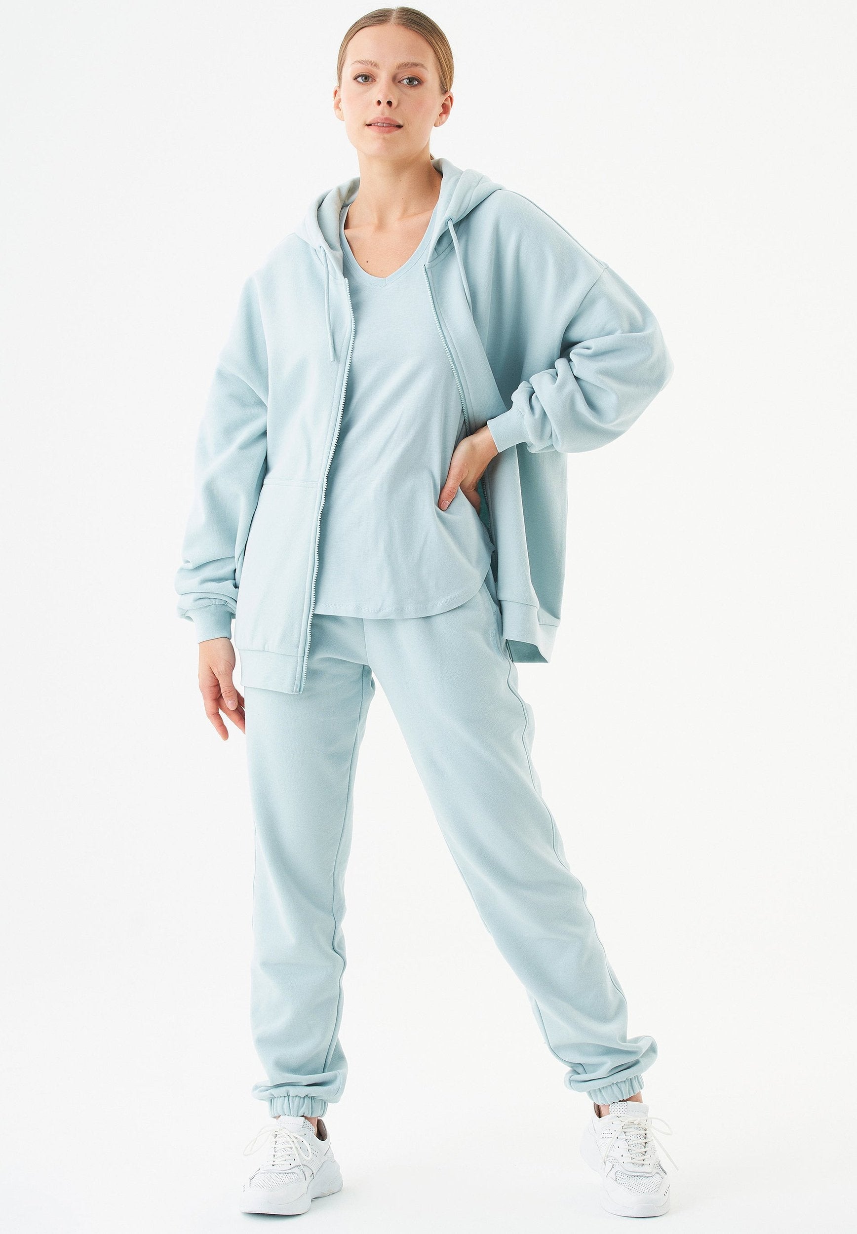 JALEXS_SMINTBLUE-0695.jpg