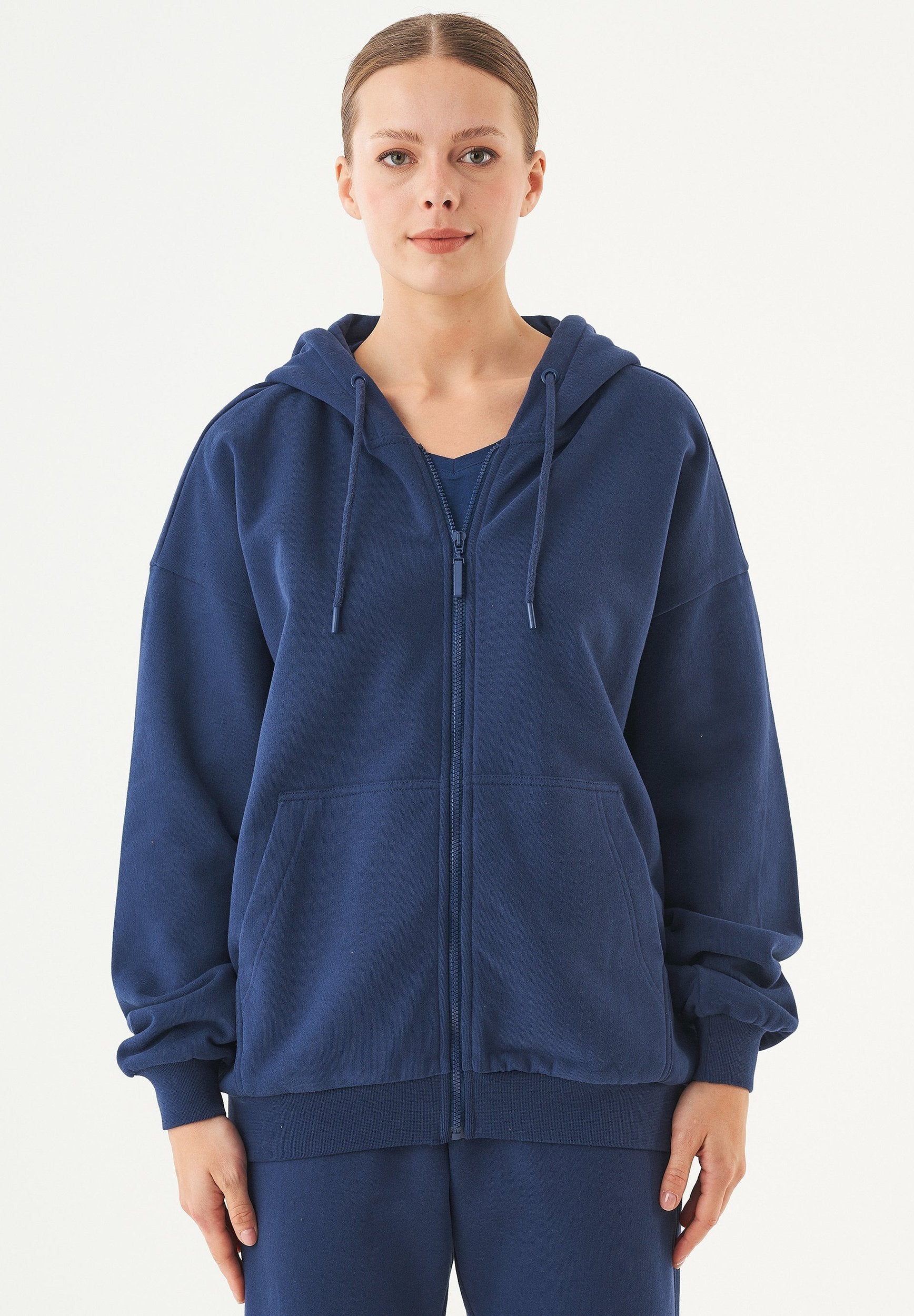 JALE Soft Touch Hoodie in 100% Organic Cotton in navy - Ecomarket.com