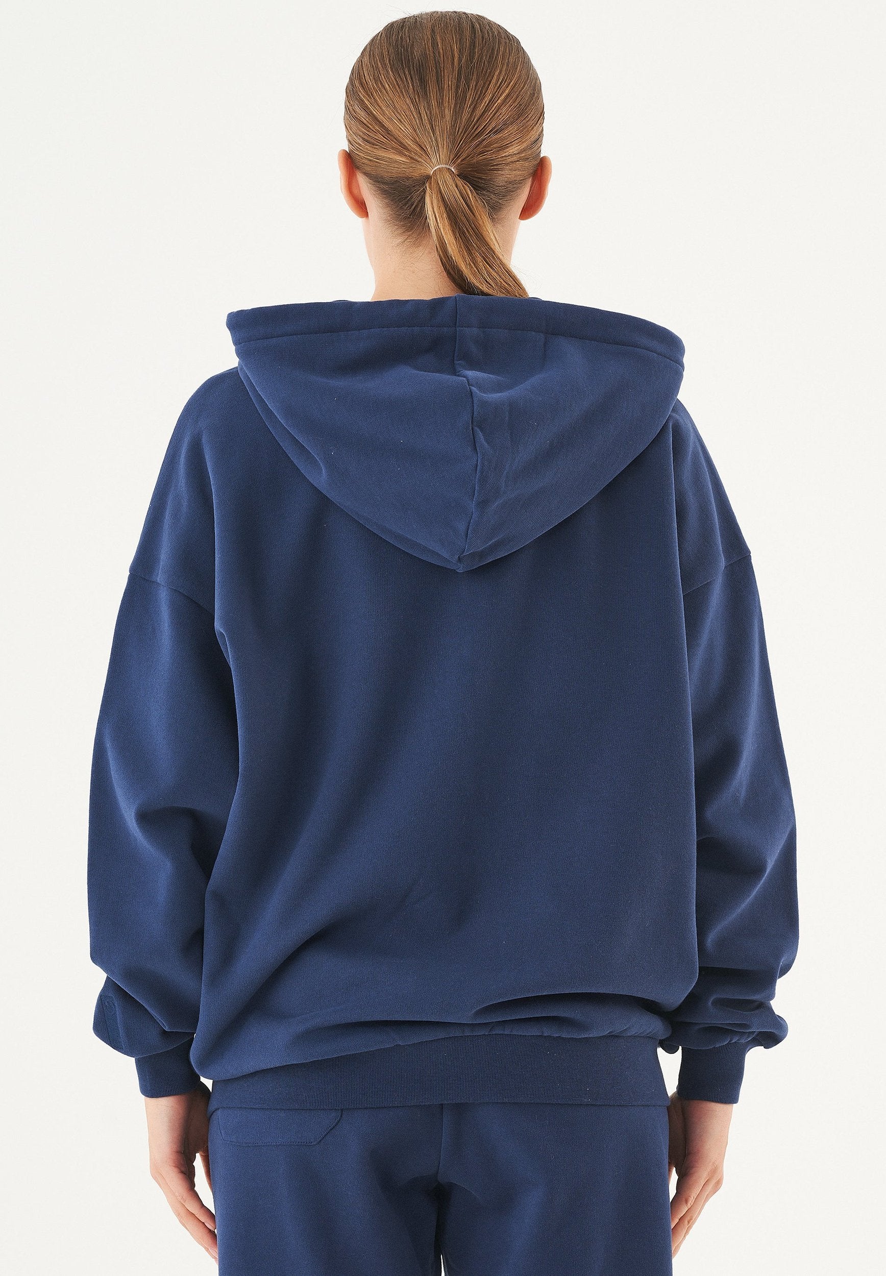 JALE Soft Touch Hoodie in 100% Organic Cotton in navy - Ecomarket.com