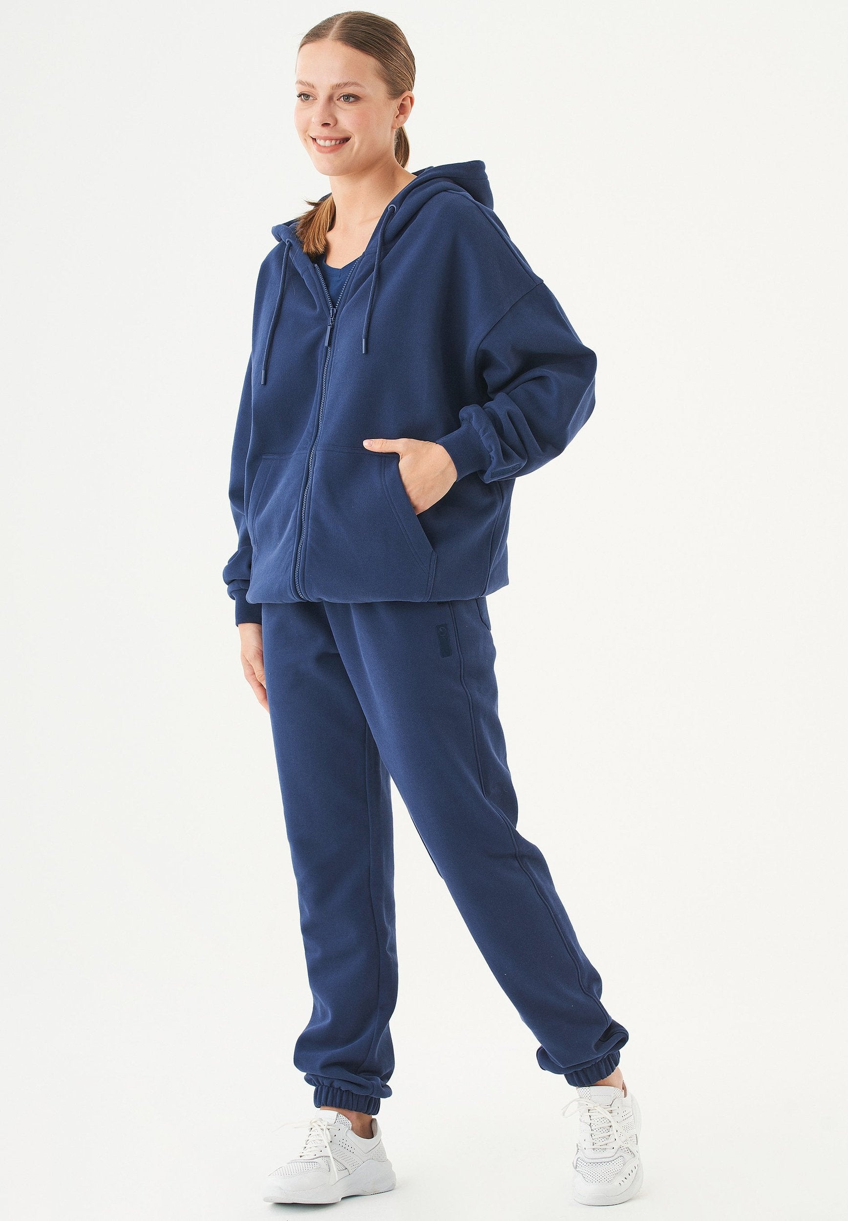 JALE Soft Touch Hoodie in 100% Organic Cotton in navy - Ecomarket.com