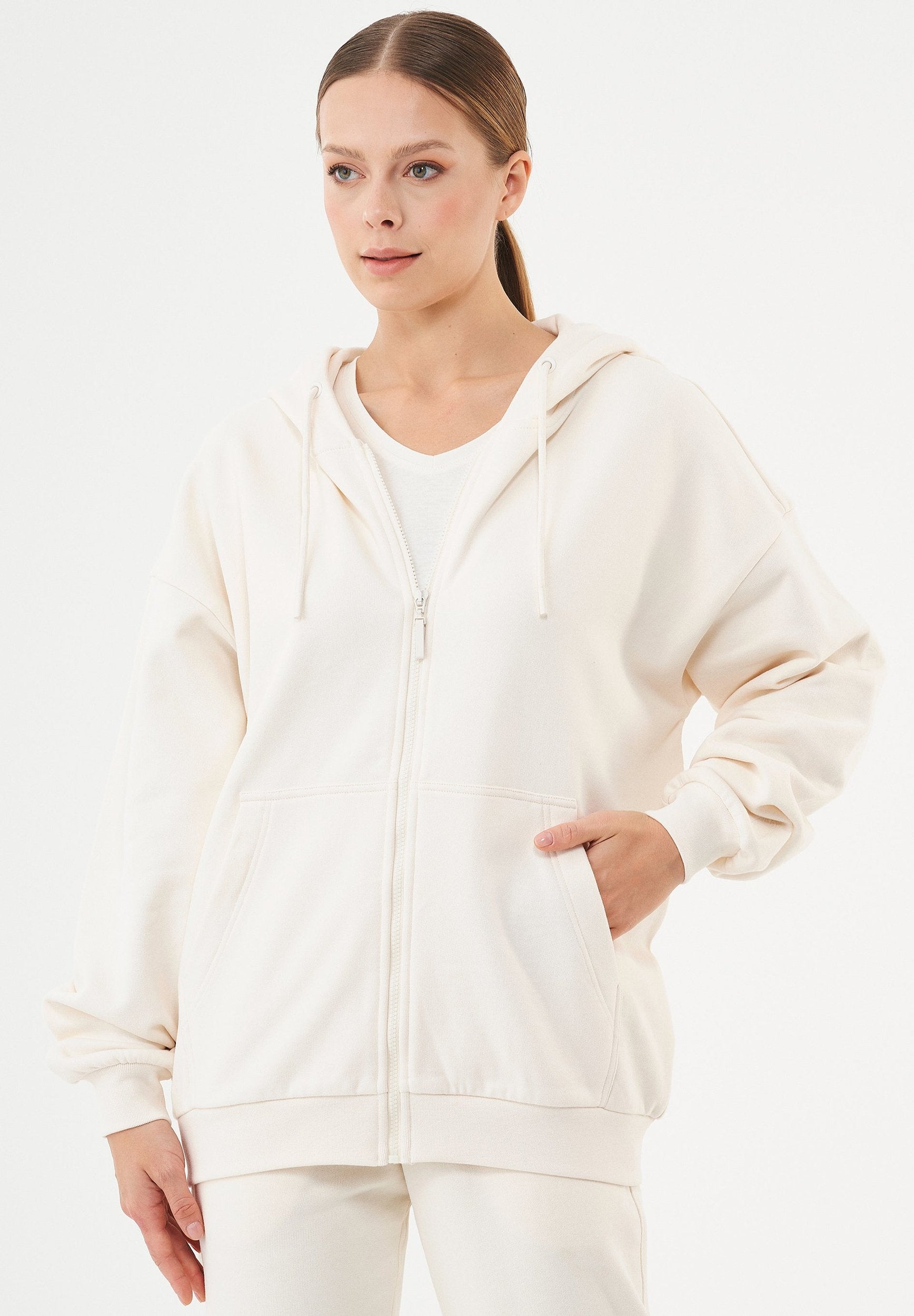 JALE Soft Touch Hoodie in 100% Organic Cotton in off white - Ecomarket.com