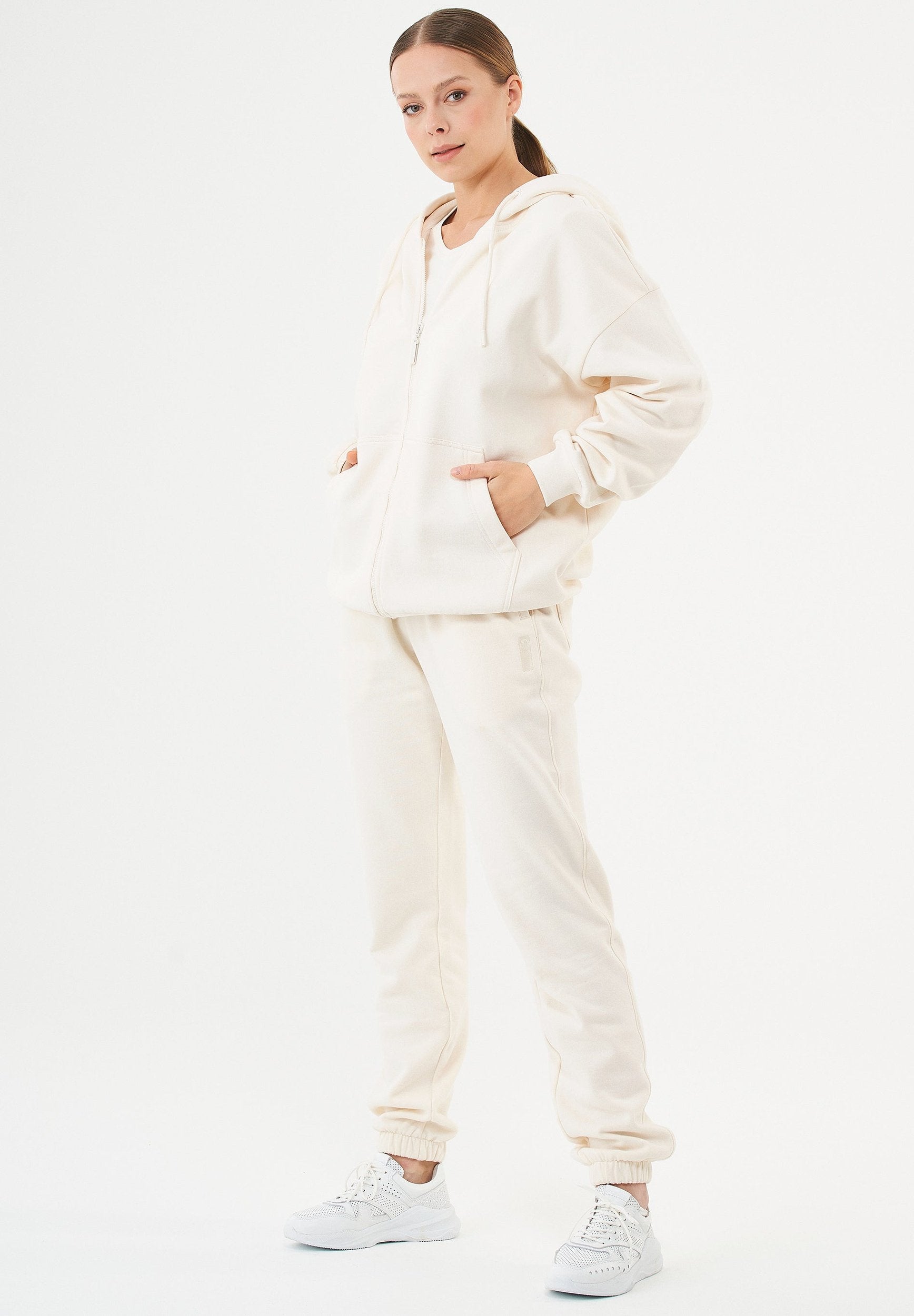 JALE Soft Touch Hoodie in 100% Organic Cotton in off white - Ecomarket.com