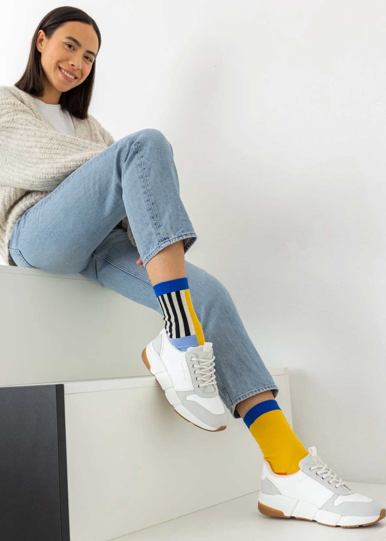 Joker White - Vegan Corn Leather Sneakers - Ecomarket.com