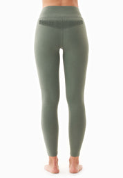LENNA | High-waisted leggings made from organic cotton in olive - Ecomarket.com