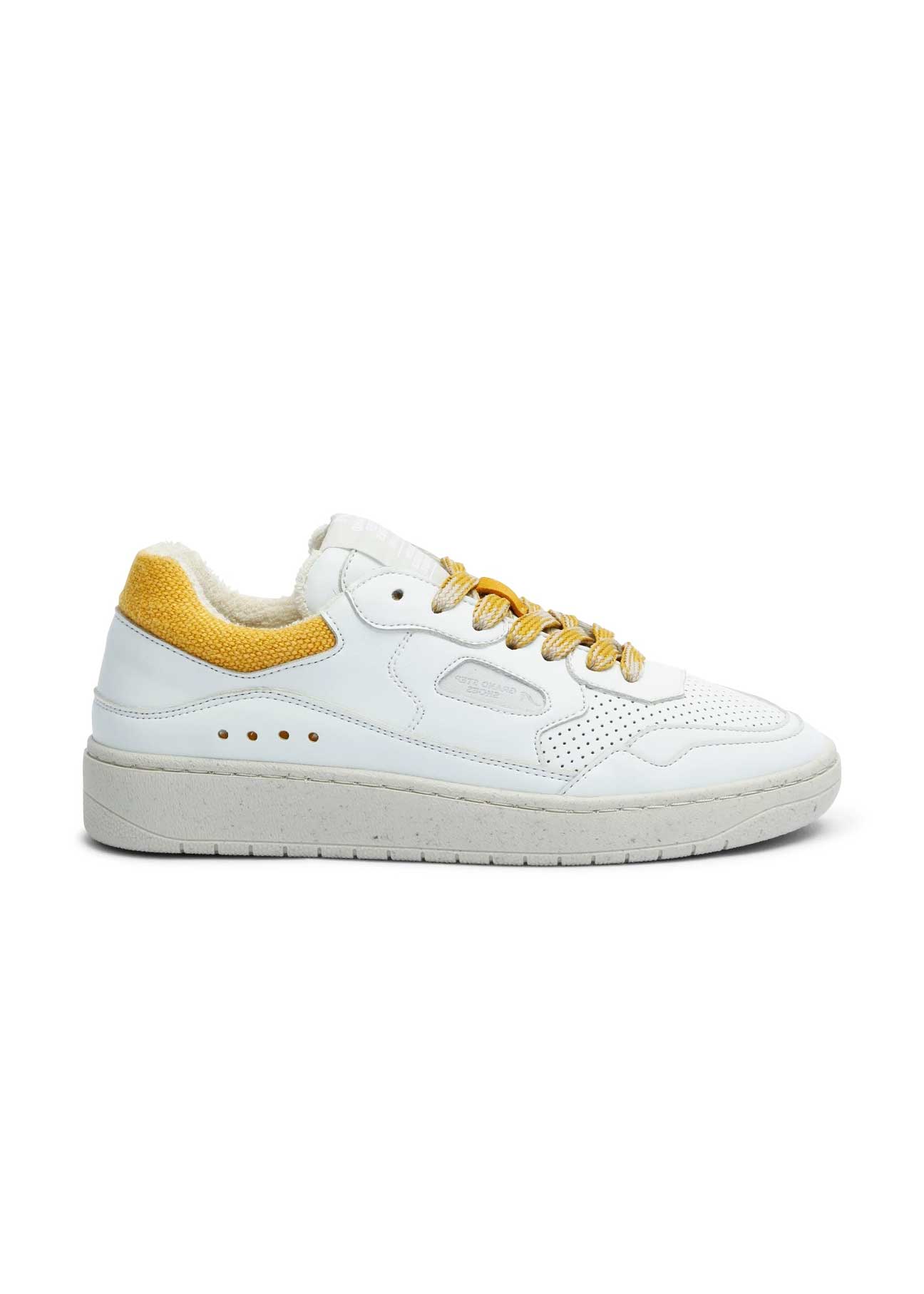 Retro Vegan Apple Leather Sneakers in White & Yellow – Ecomarket.com