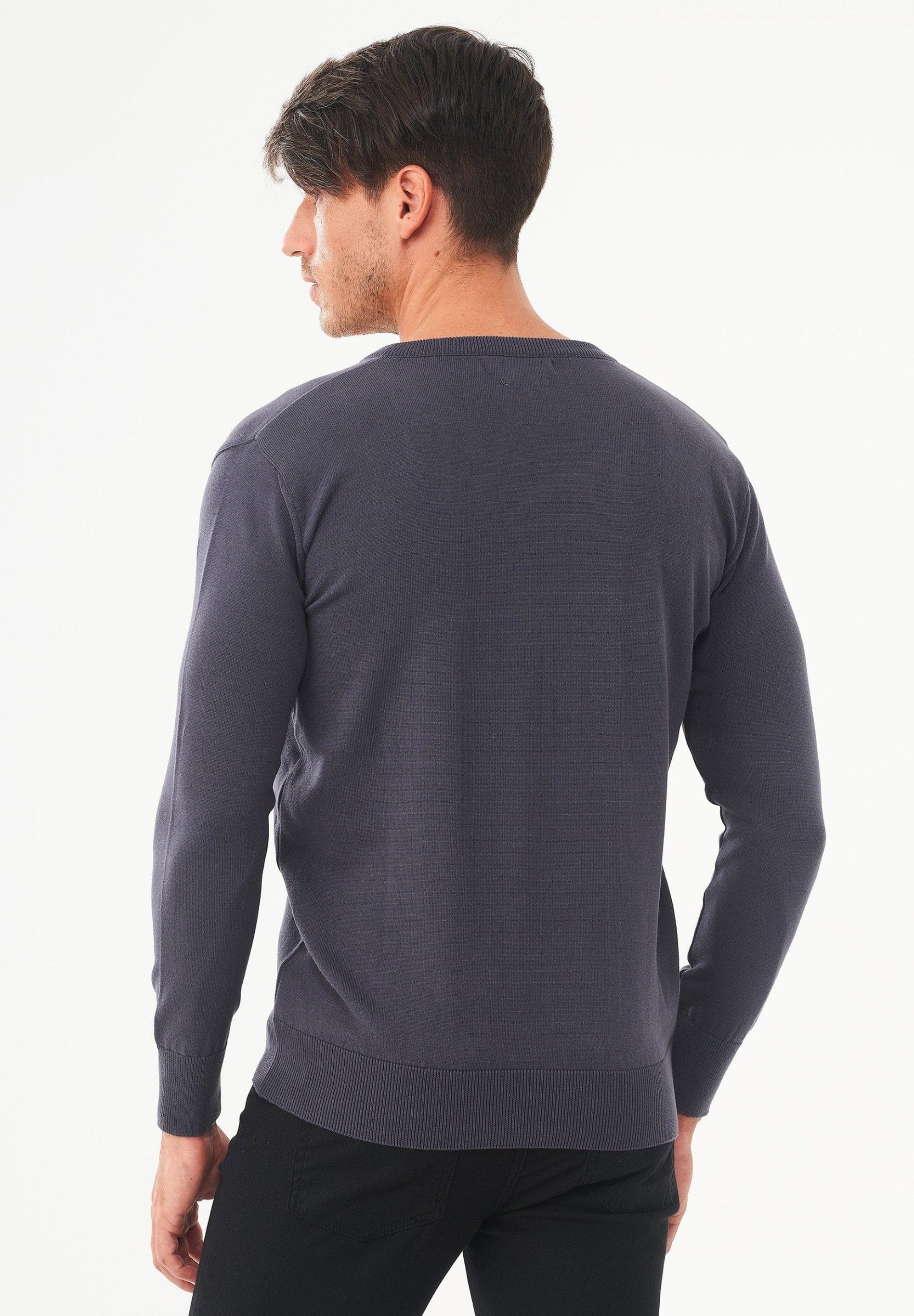 Organic Cotton Knit V-neck Sweater in antracite - Ecomarket.com