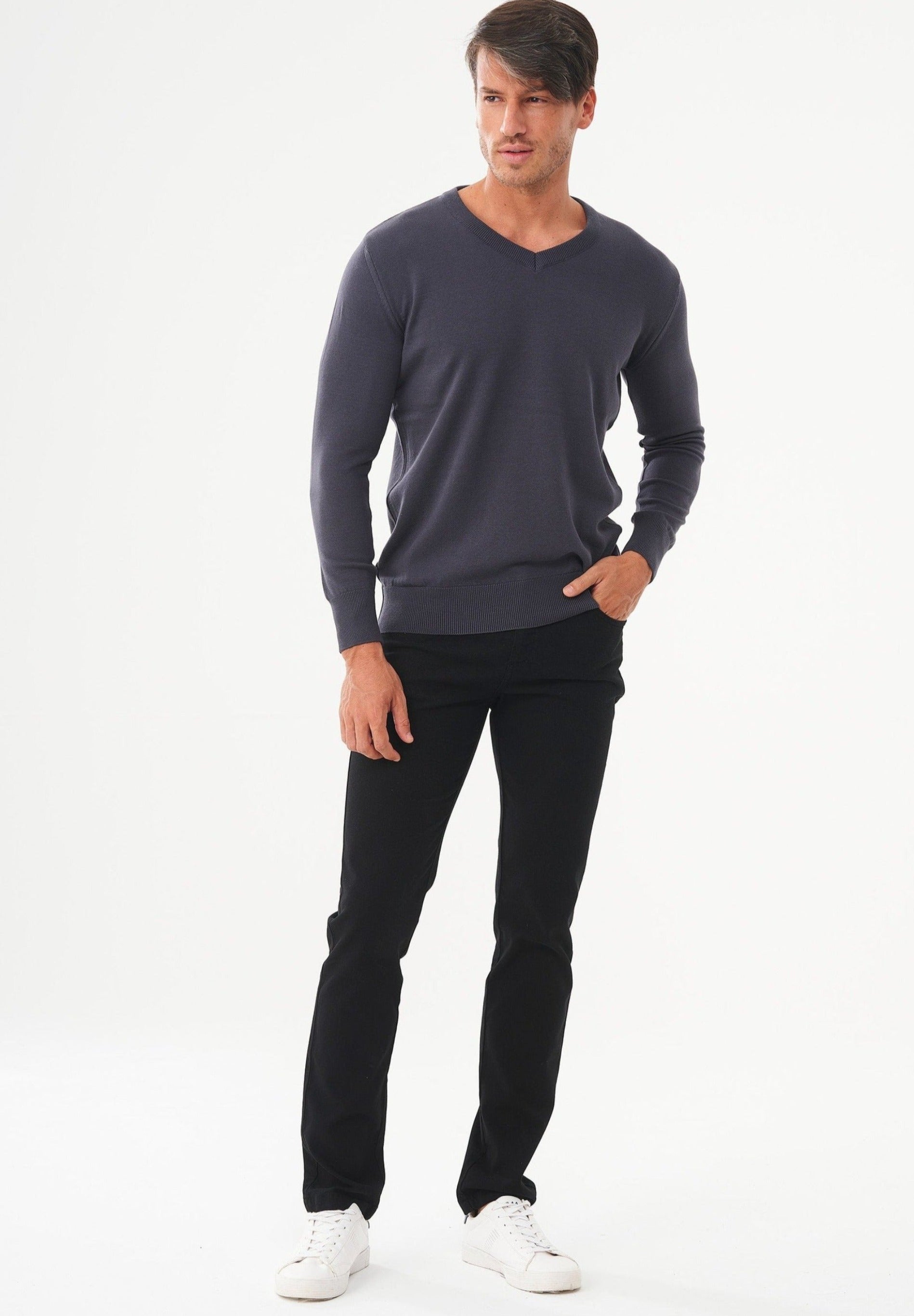Organic Cotton Knit V-neck Sweater in antracite - Ecomarket.com