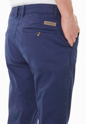 Slim-Fit Twill Trousers in Organic Cotton Stretch in navy - Ecomarket.com