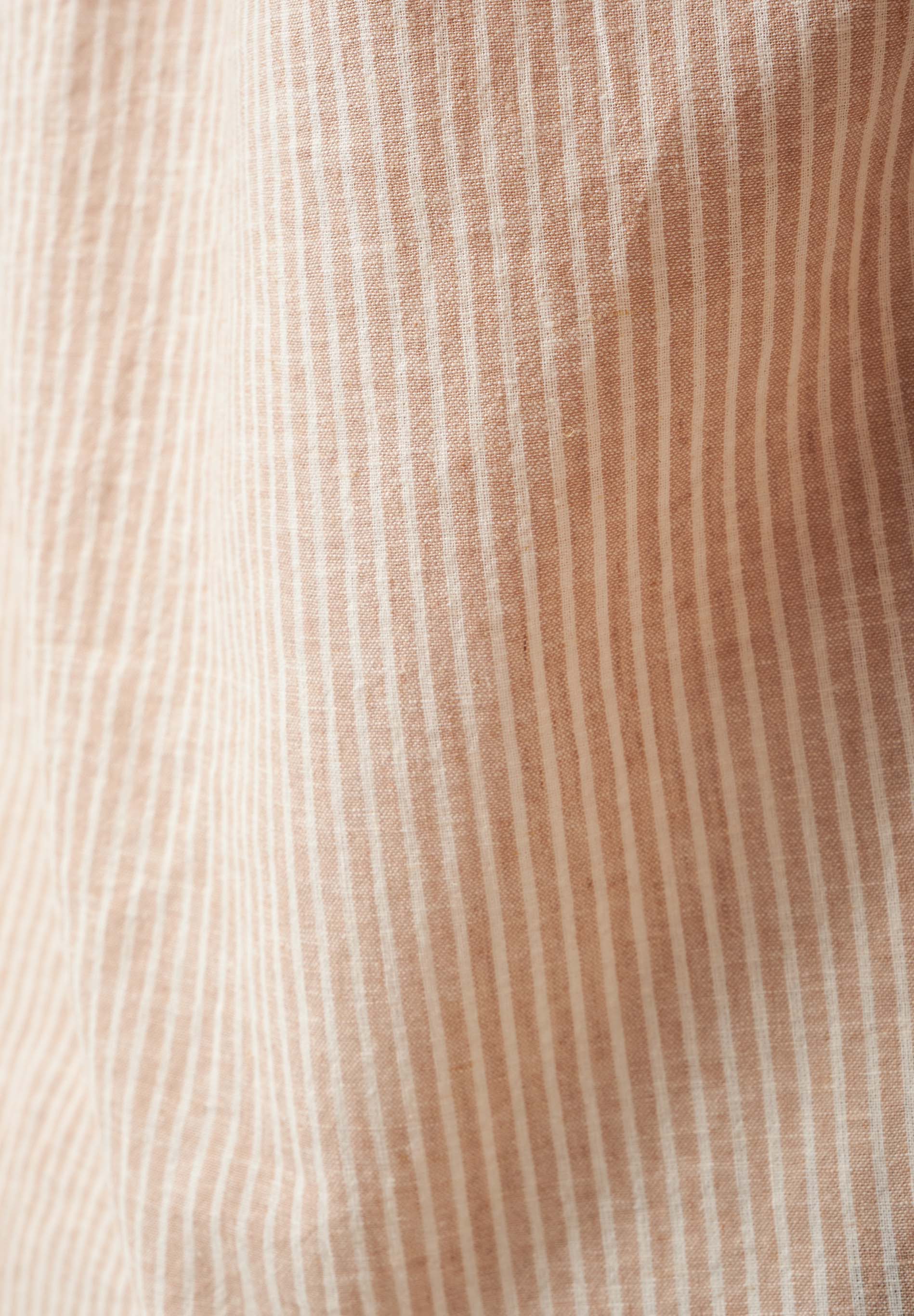 Organic Cotton & Linen Shirt with Button-Down Collar - Ecomarket.com