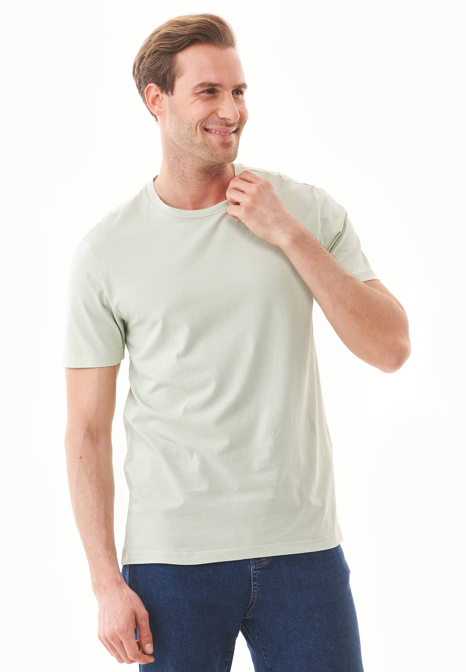 Natural Dye T-Shirt in 100% Organic Cotton in white mulberry leaves - Ecomarket.com