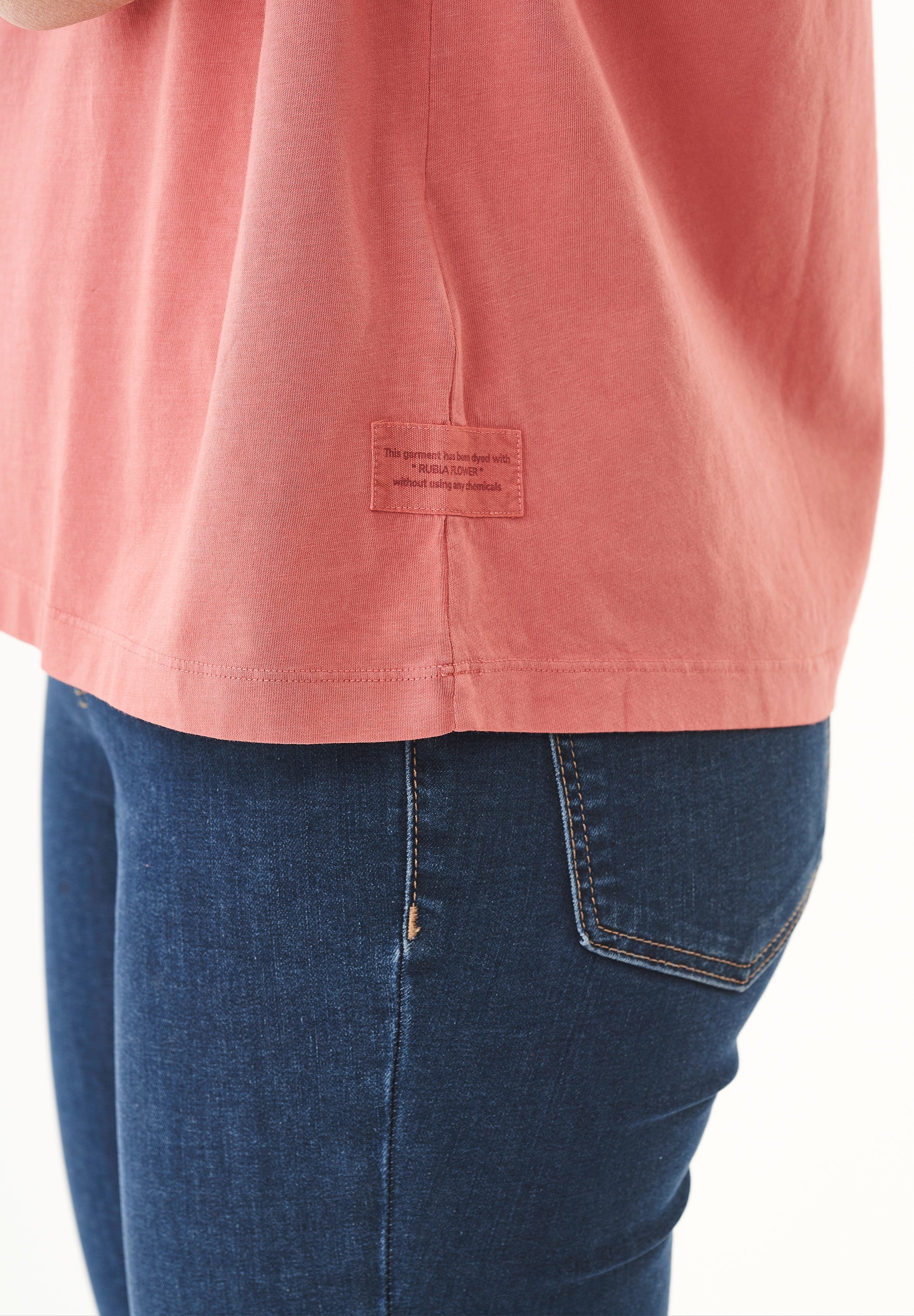 Natural Dye T-Shirt in Organic Cotton rubia flower - Ecomarket.com