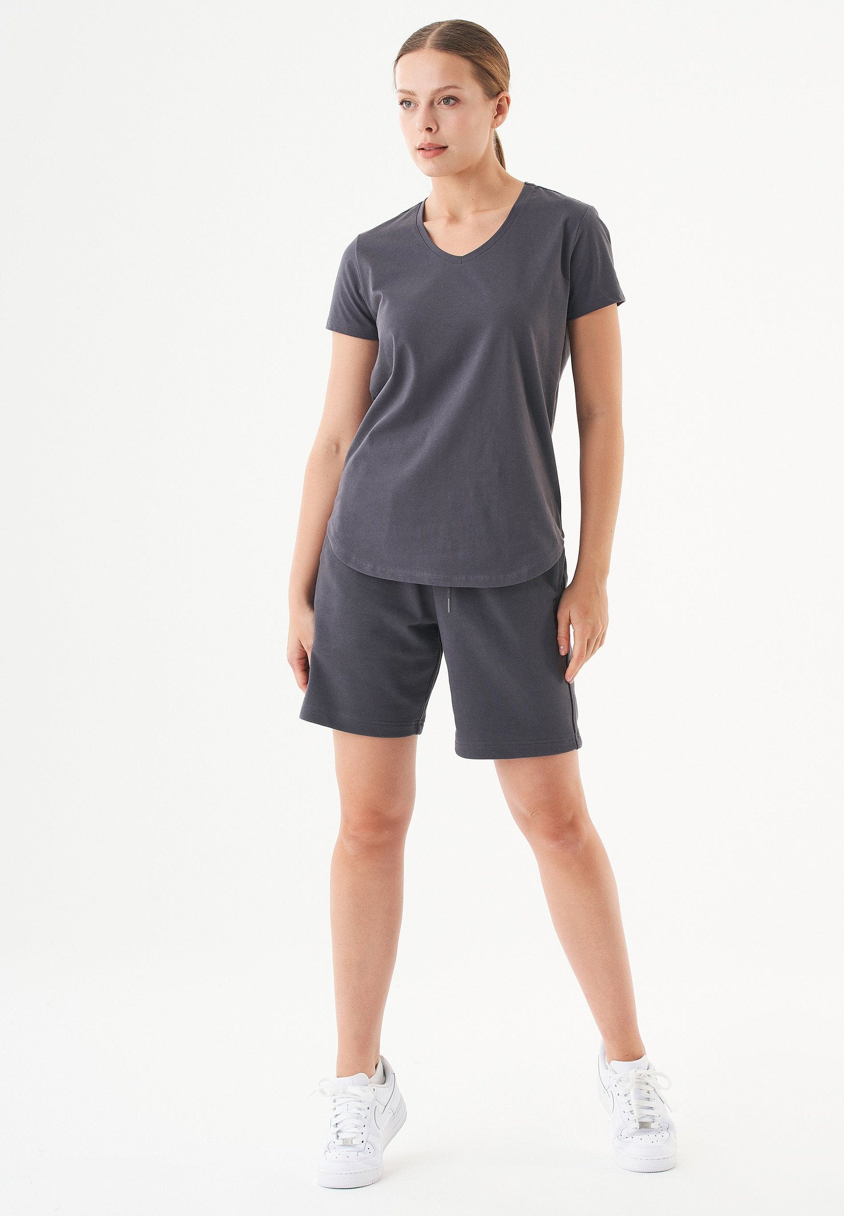 SHEYMA | Sweat Shorts in 100% Organic Cotton in antracite - Ecomarket.com
