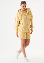 SHEYMA | Sweat Shorts in 100% Organic Cotton in soft yellow - Ecomarket.com