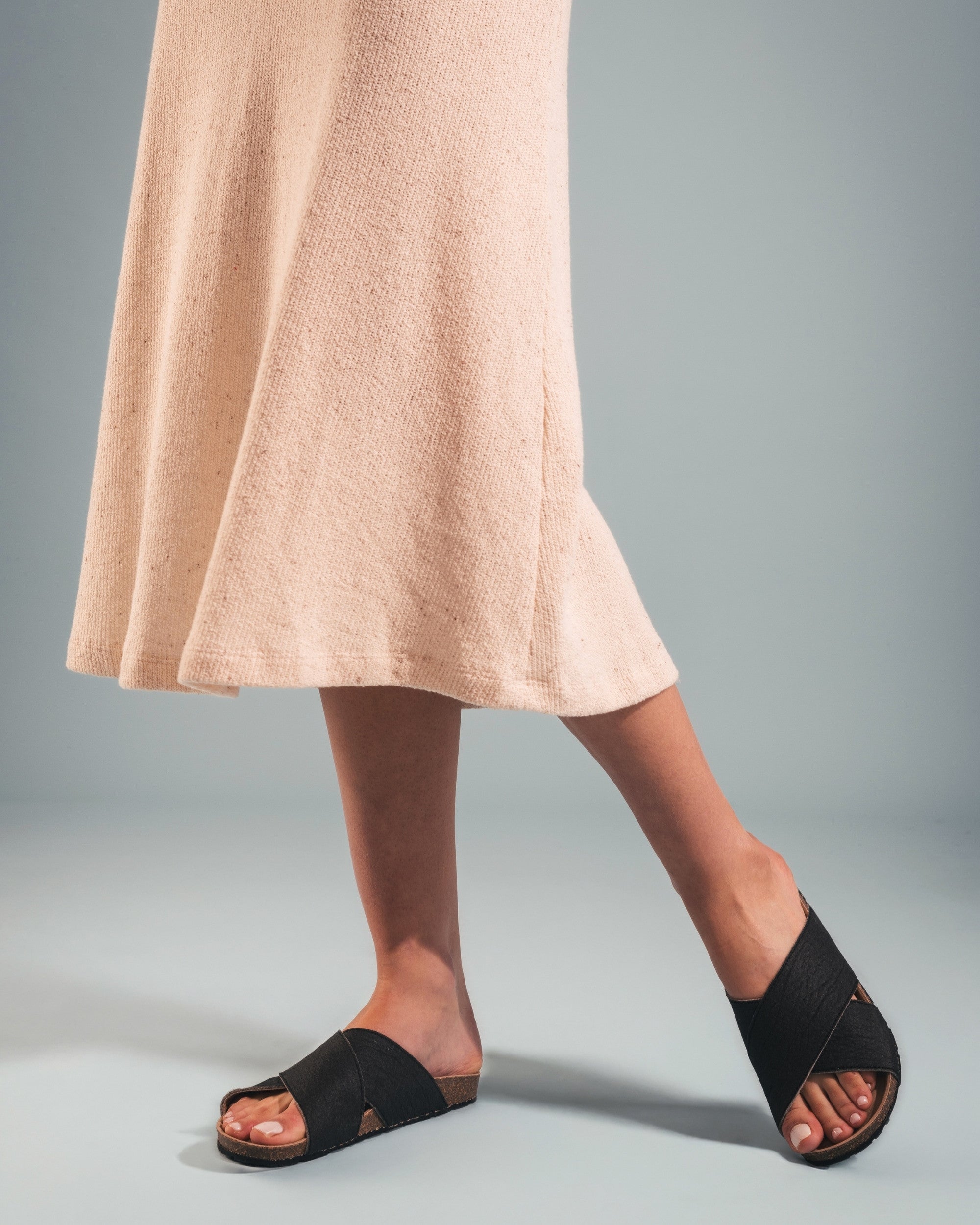 TUPAI Black Vegan Sandals - Ecomarket.com