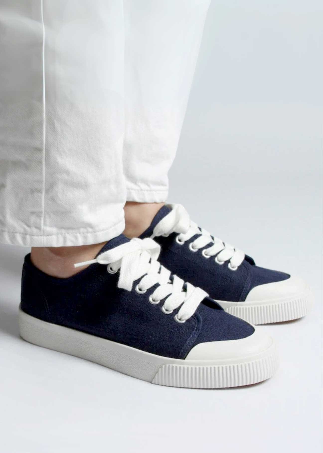 Trudy Low-Top Hemp Vegan Sneakers – Navy - Ecomarket.com
