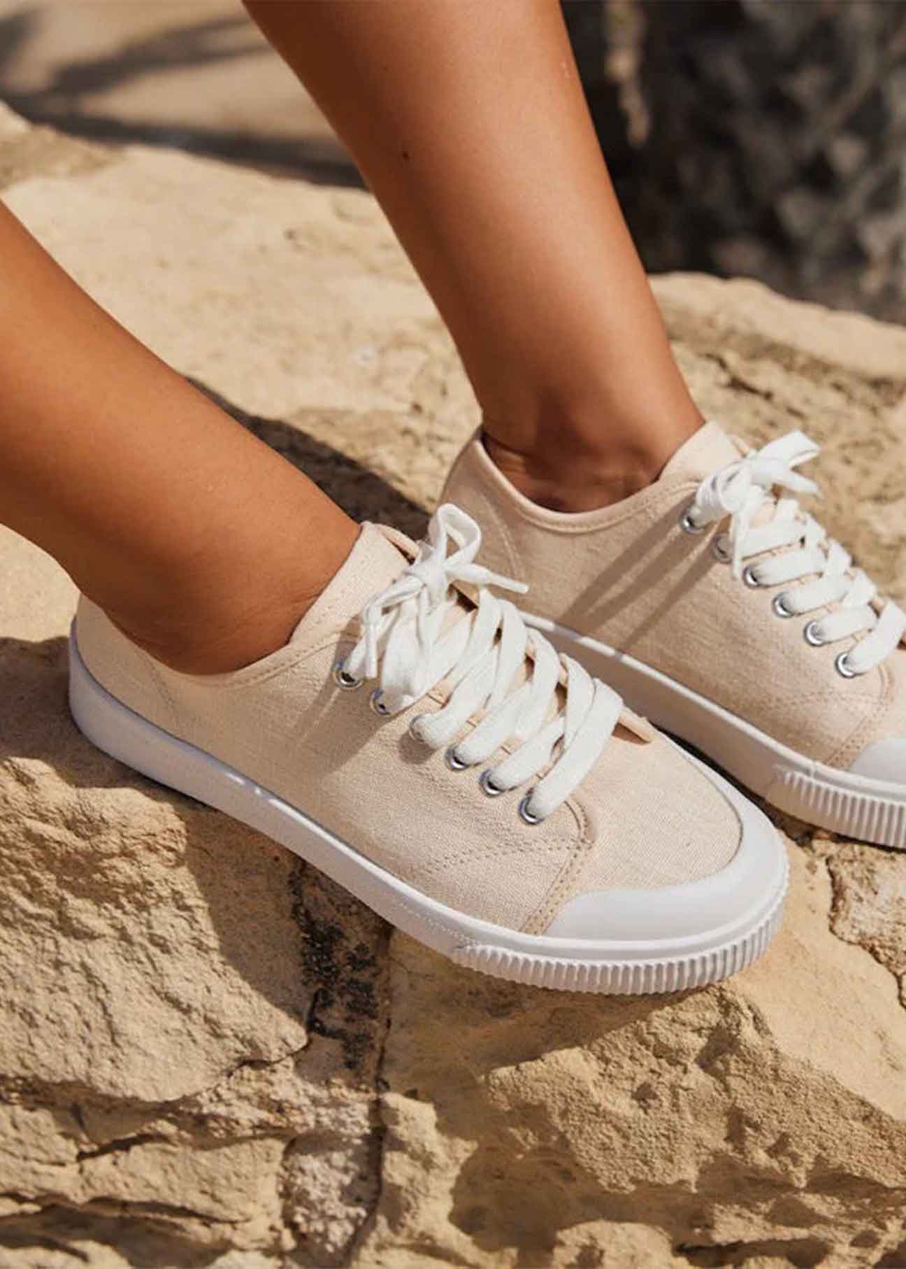 Trudy Low-Top Hemp Vegan Sneakers – Off White - Ecomarket.com