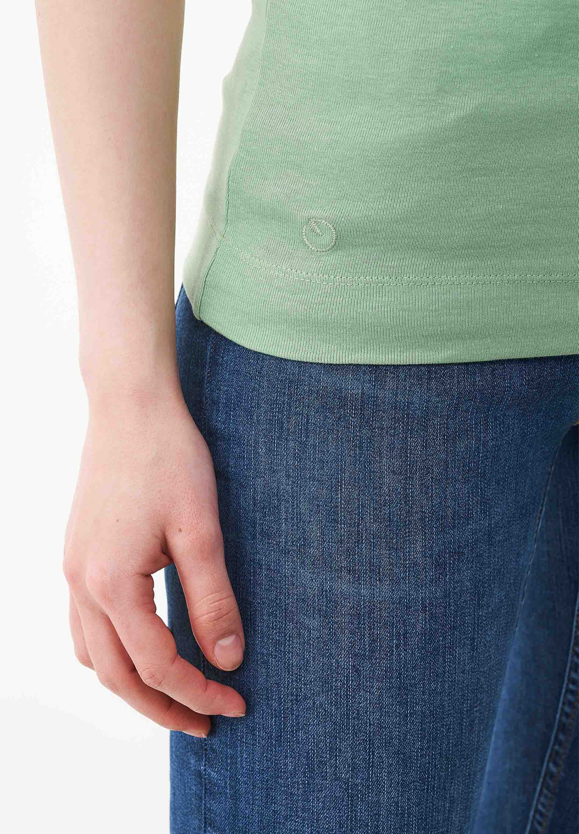 Ribbed Sleeveless Top in Organic Cotton in matcha green (crew neck) - Ecomarket.com
