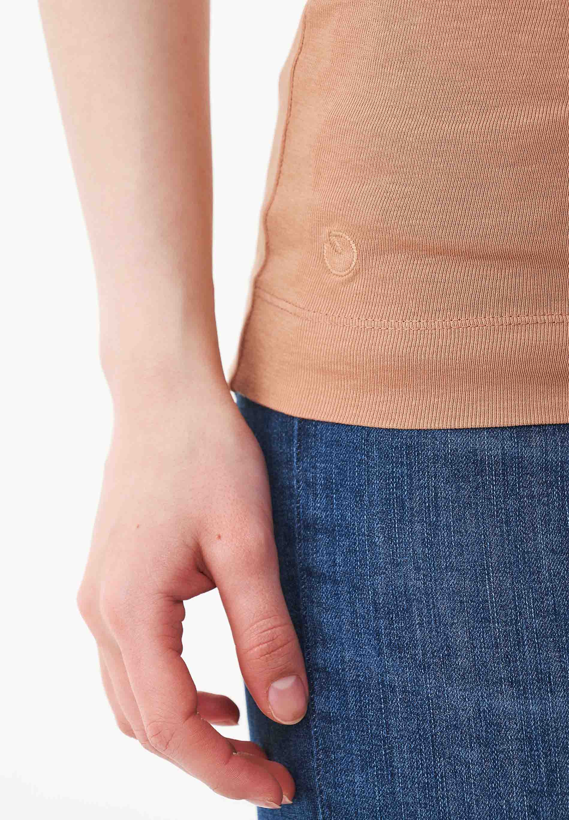 Ribbed Sleeveless Top in Organic Cotton in tan (crew neck) - Ecomarket.com