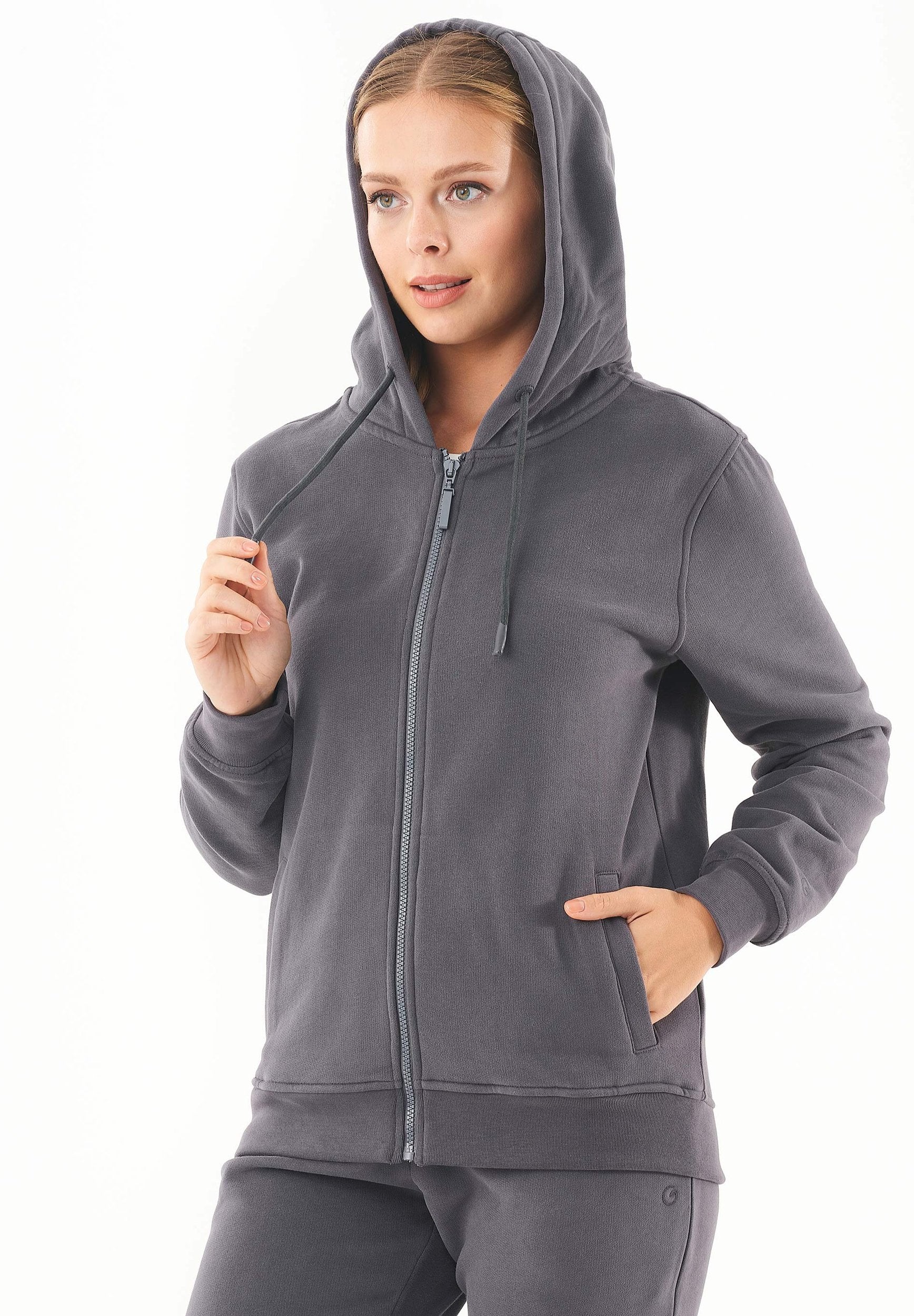 Soft Touch Zip Hoodie in 100% carbon-brushed Organic Cotton in intense grey - Ecomarket.com