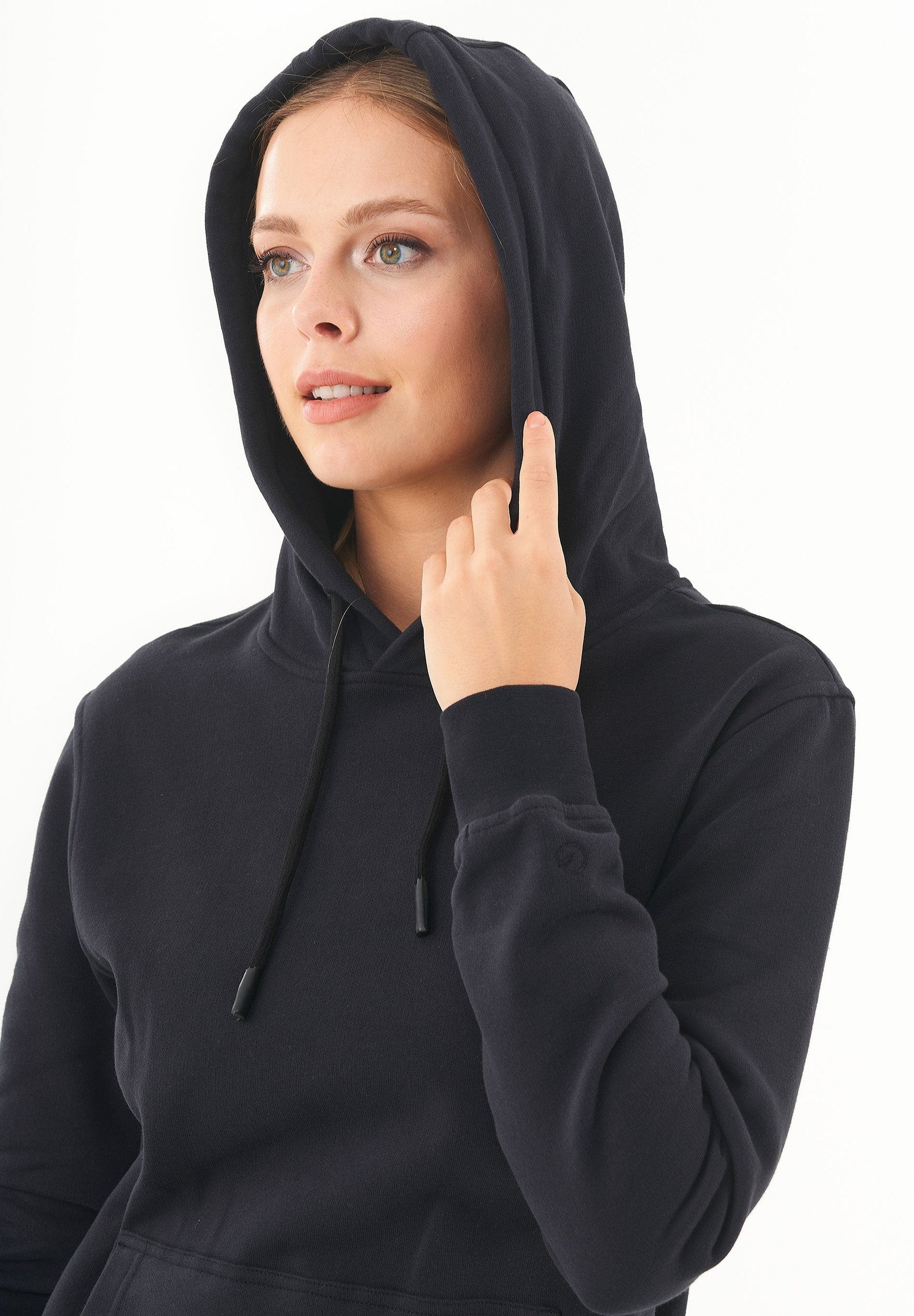 Soft Touch Sweat Hoodie in 100% carbon-brushed Organic Cotton in black - Ecomarket.com