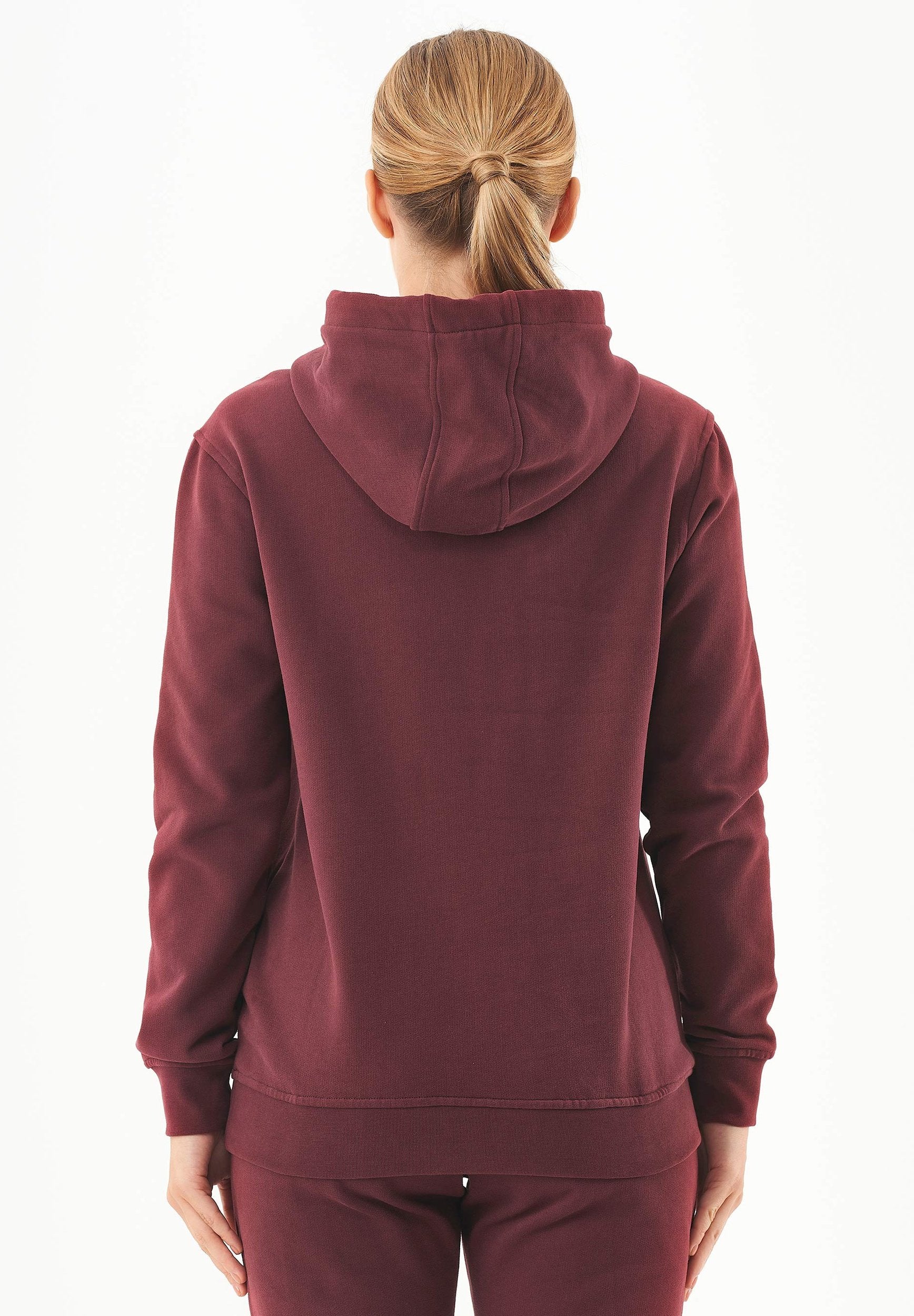 Soft Touch Sweat Hoodie in 100% carbon-brushed Organic Cotton in bordeaux - Ecomarket.com