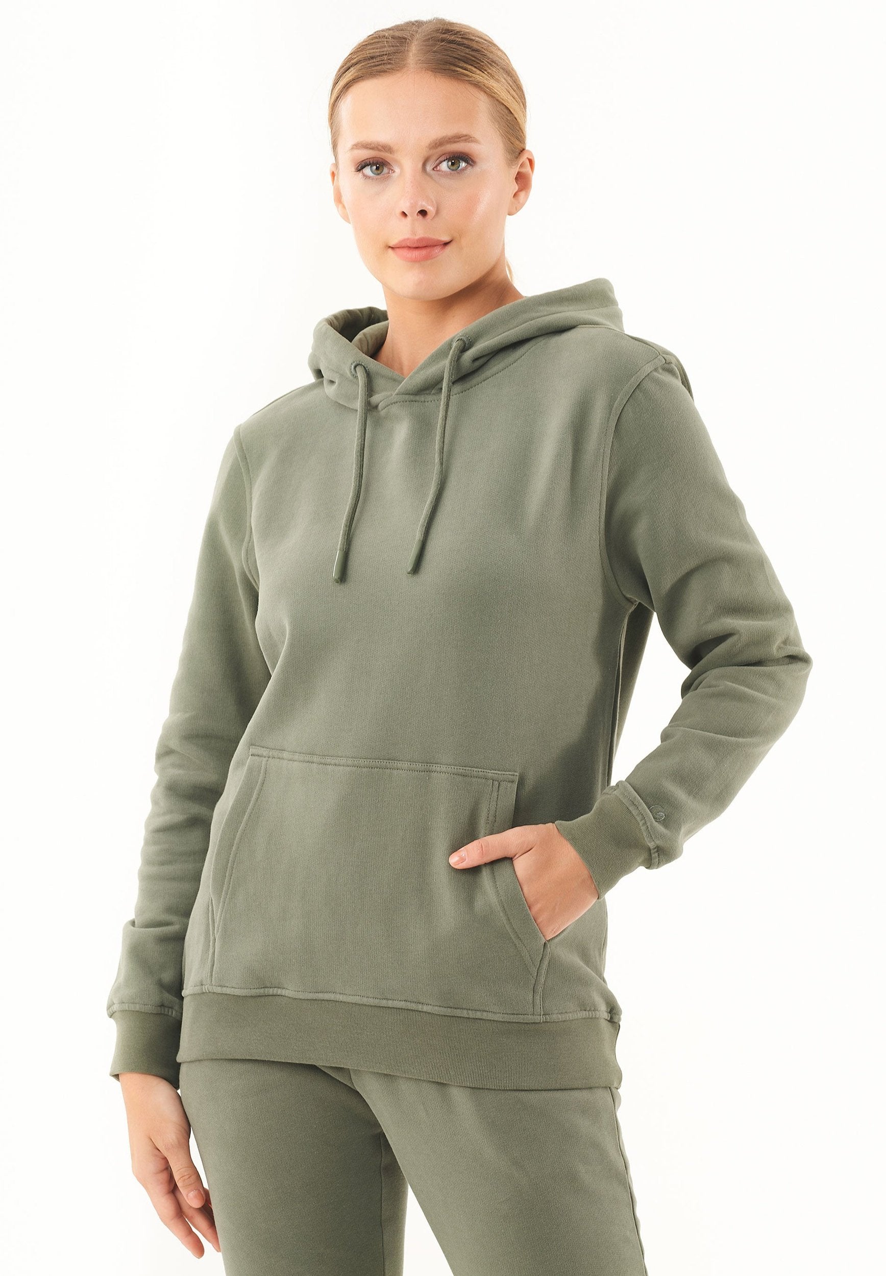 Soft Touch Sweat Hoodie in 100% carbon-brushed Organic Cotton in olive green - Ecomarket.com