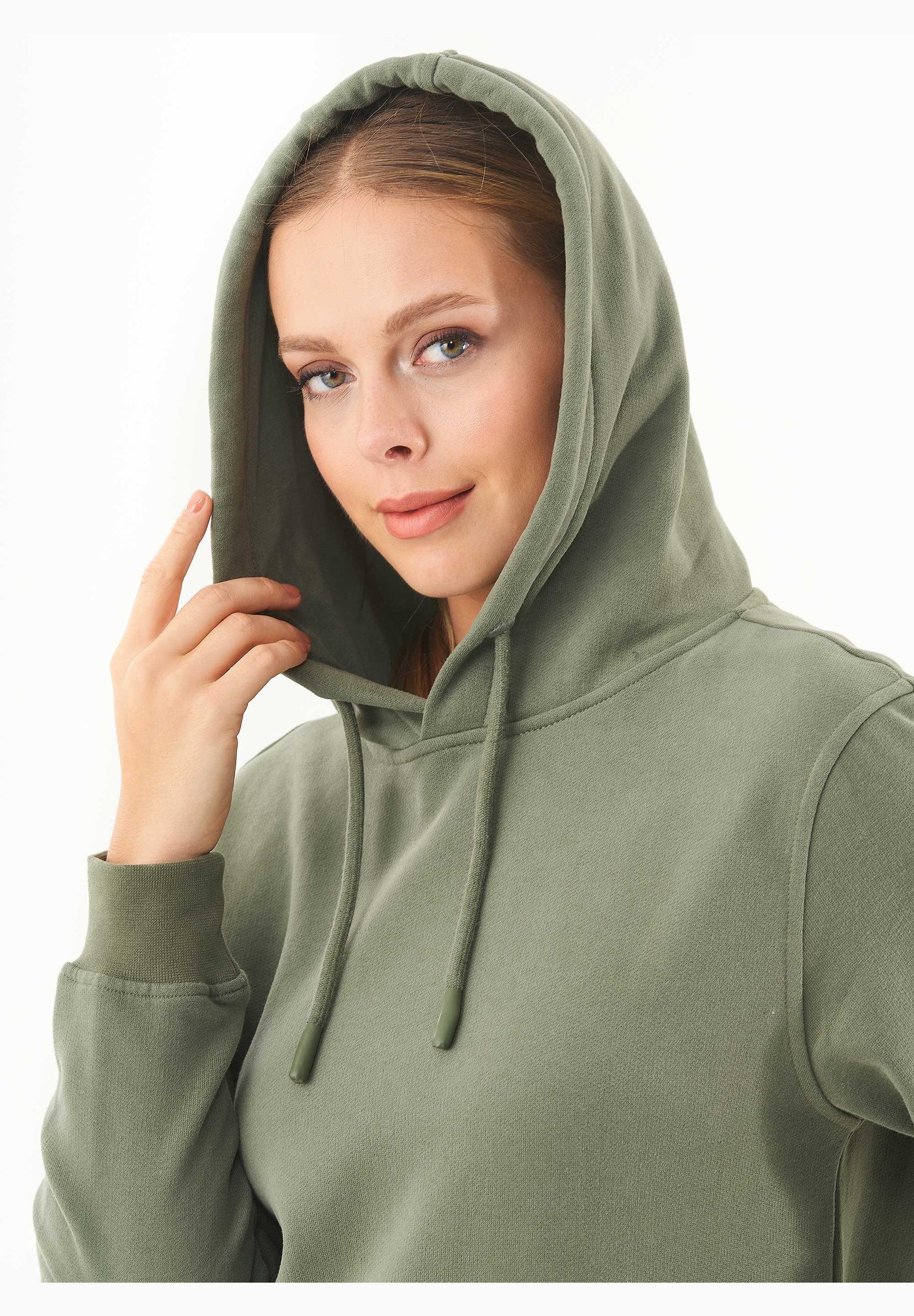Soft Touch Sweat Hoodie in 100% carbon-brushed Organic Cotton in olive green - Ecomarket.com
