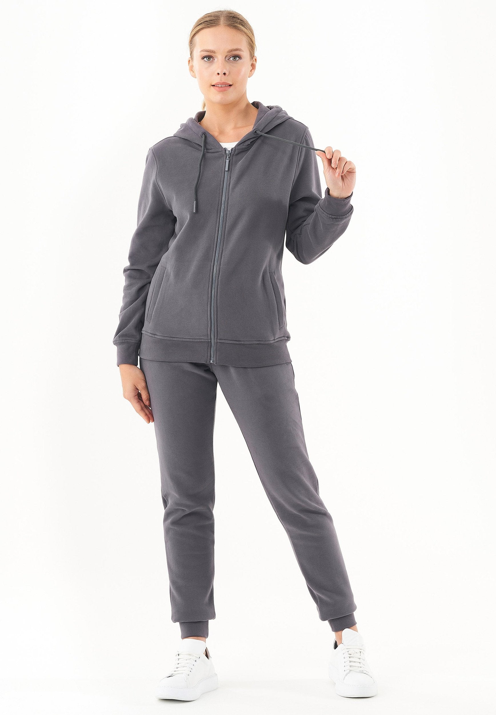 WCASUAL032asphalt-2.jpg