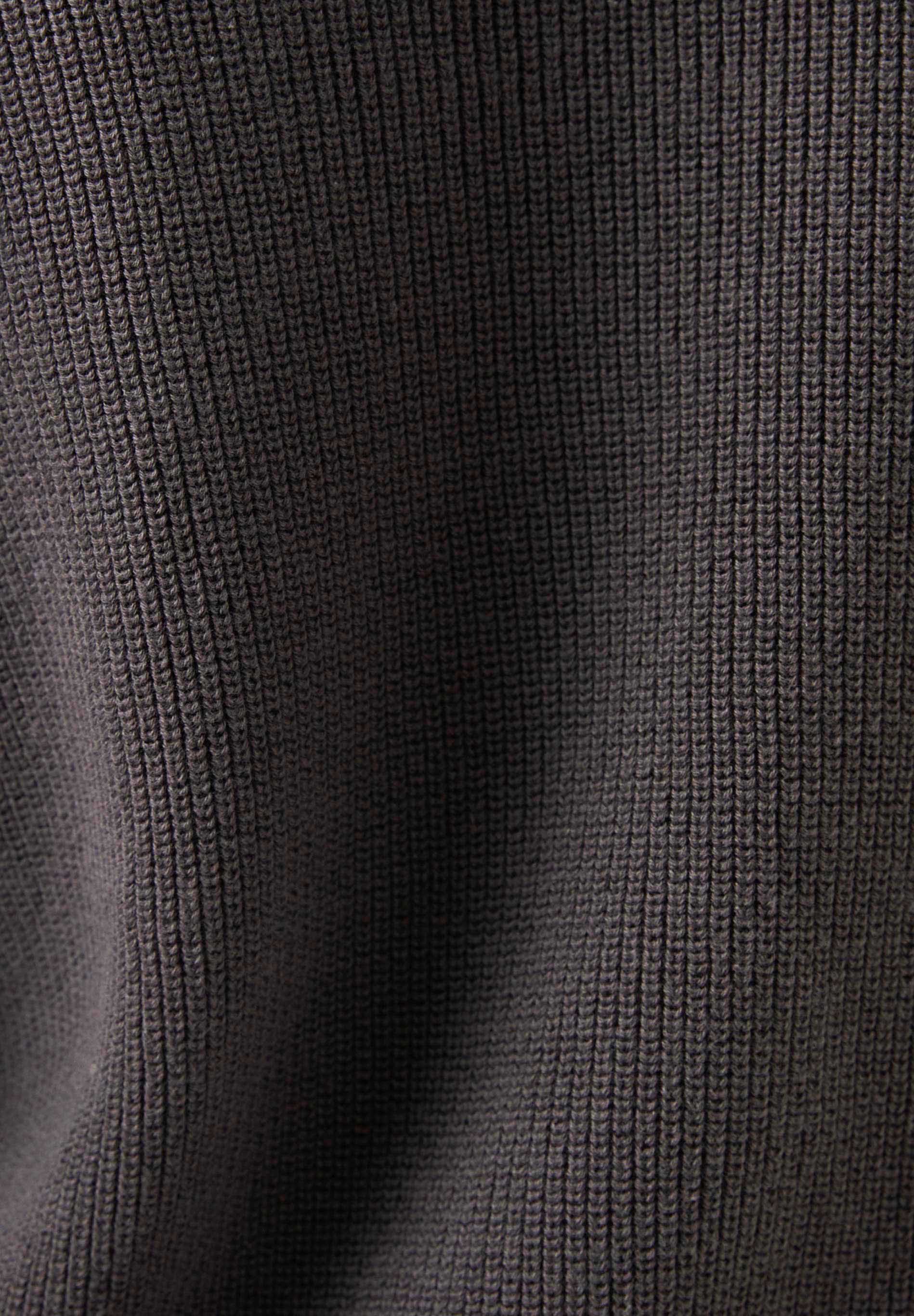 Organic cotton turtleneck sweater in anthracite - Ecomarket.com