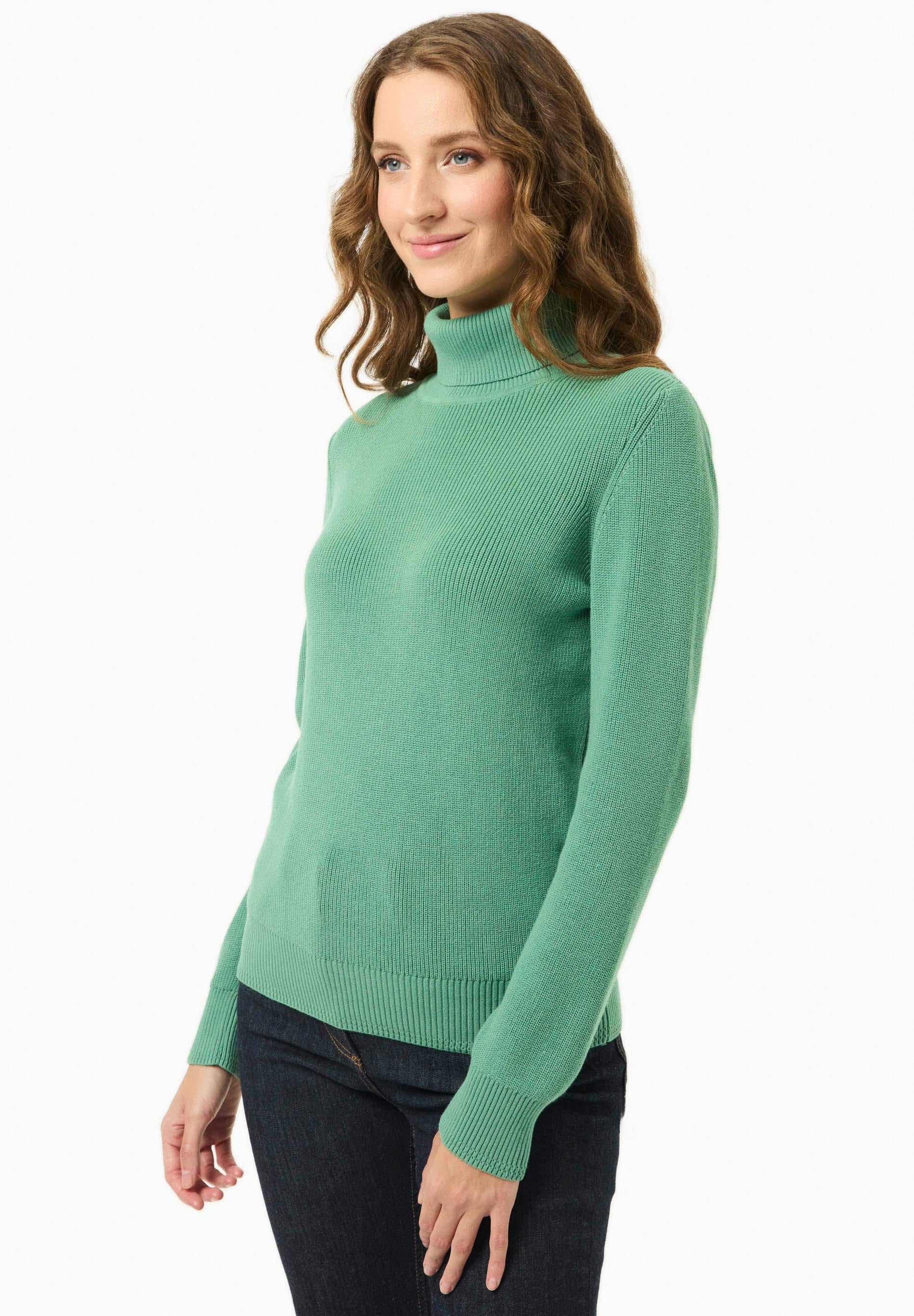 Organic cotton turtleneck sweater in leaf green - Ecomarket.com