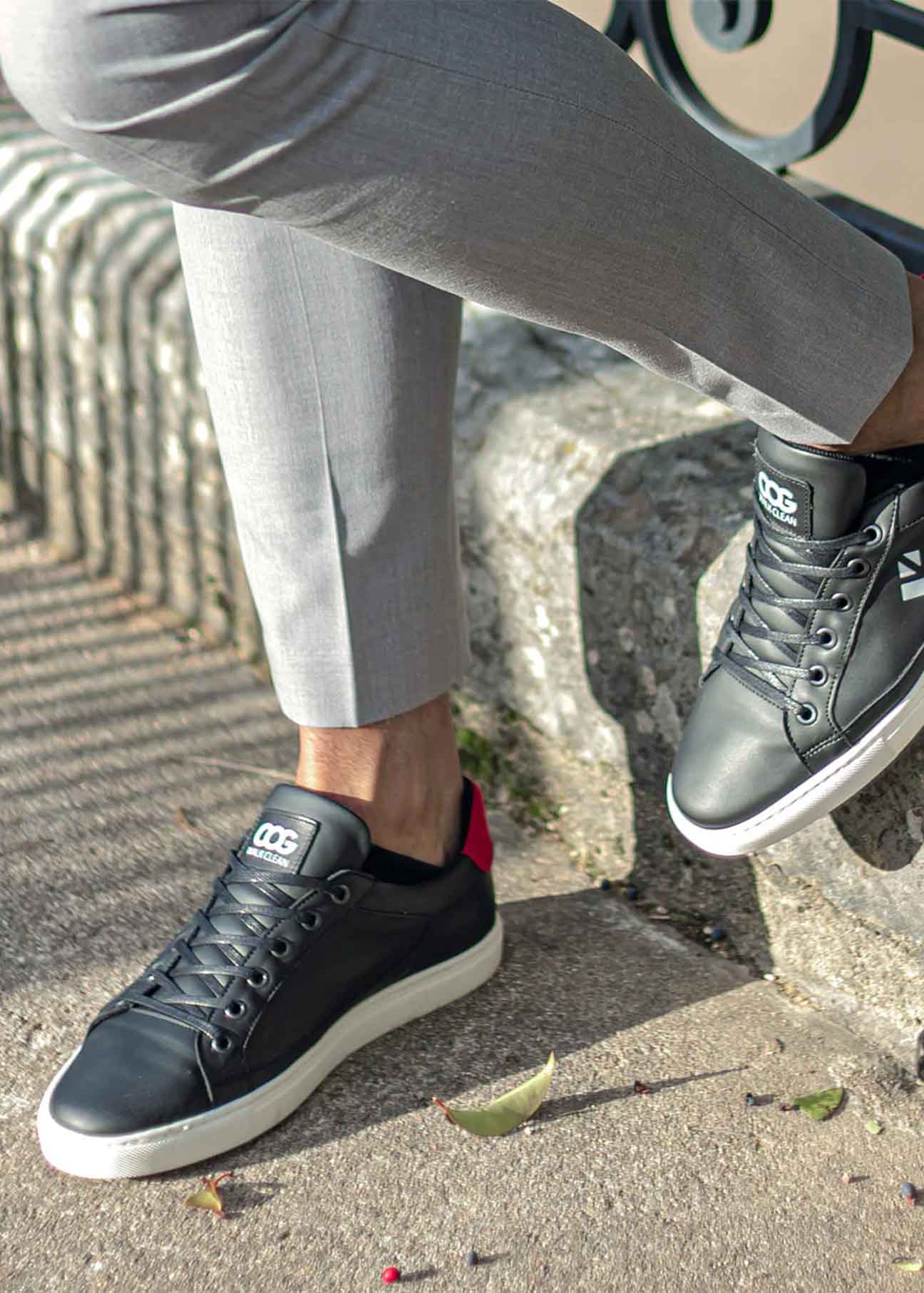 Winton - Black & Red Vegan Sneaker - Ecomarket.com