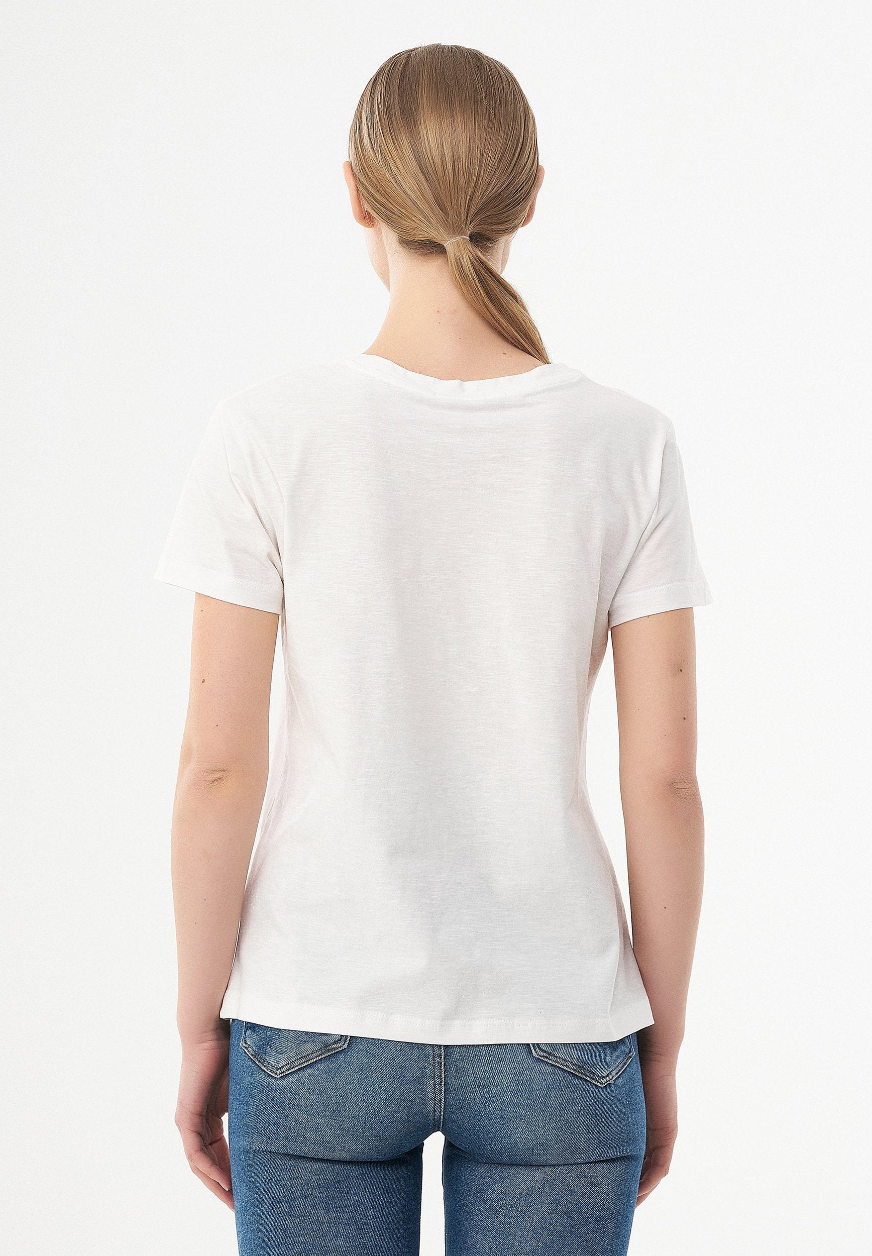 Basic V-Neck T-Shirt in 100% Organic Cotton in off white - Ecomarket.com