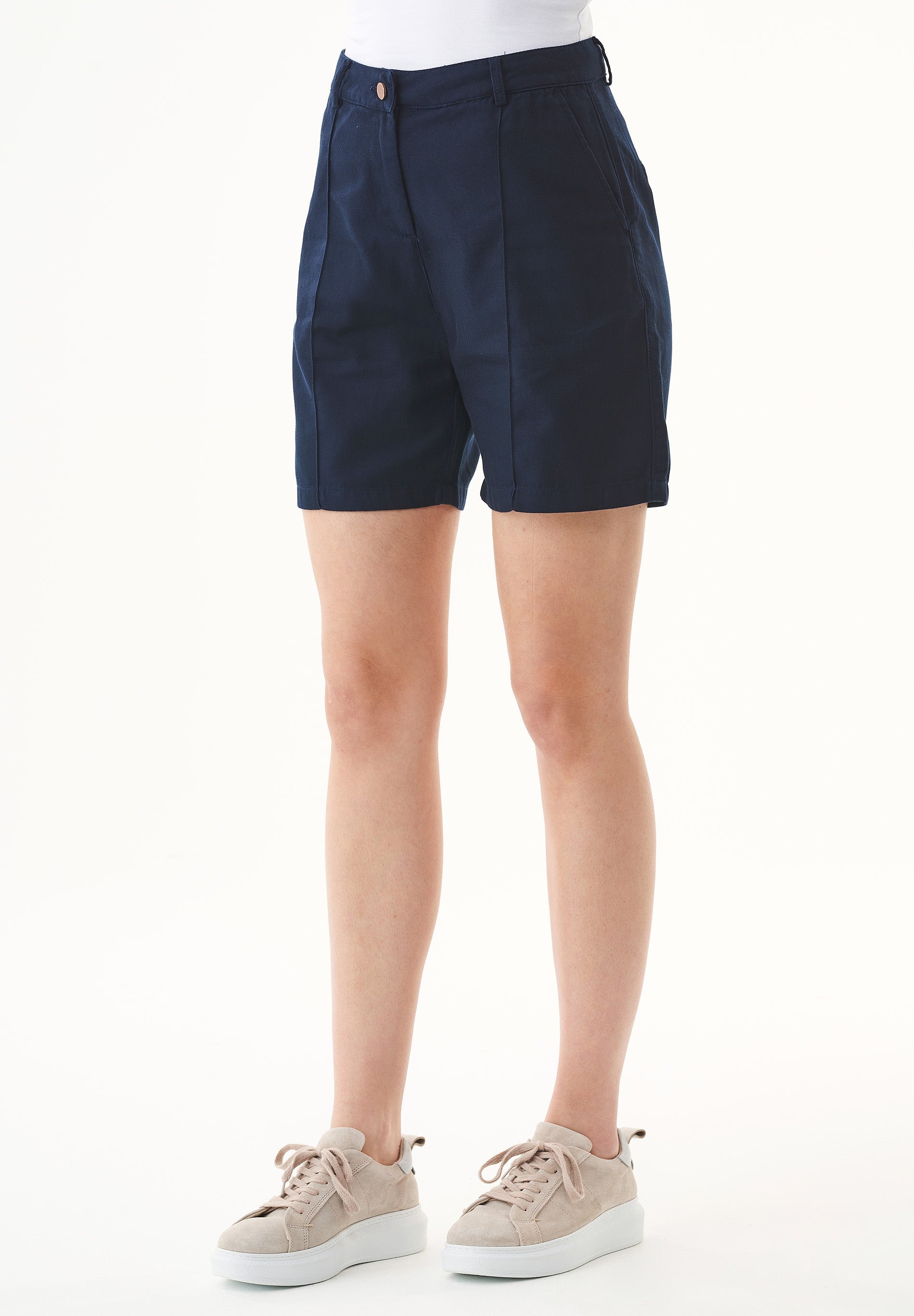 TENCEL™ Lyocell & Organic Cotton Gabardine Shorts in navy - Ecomarket.com